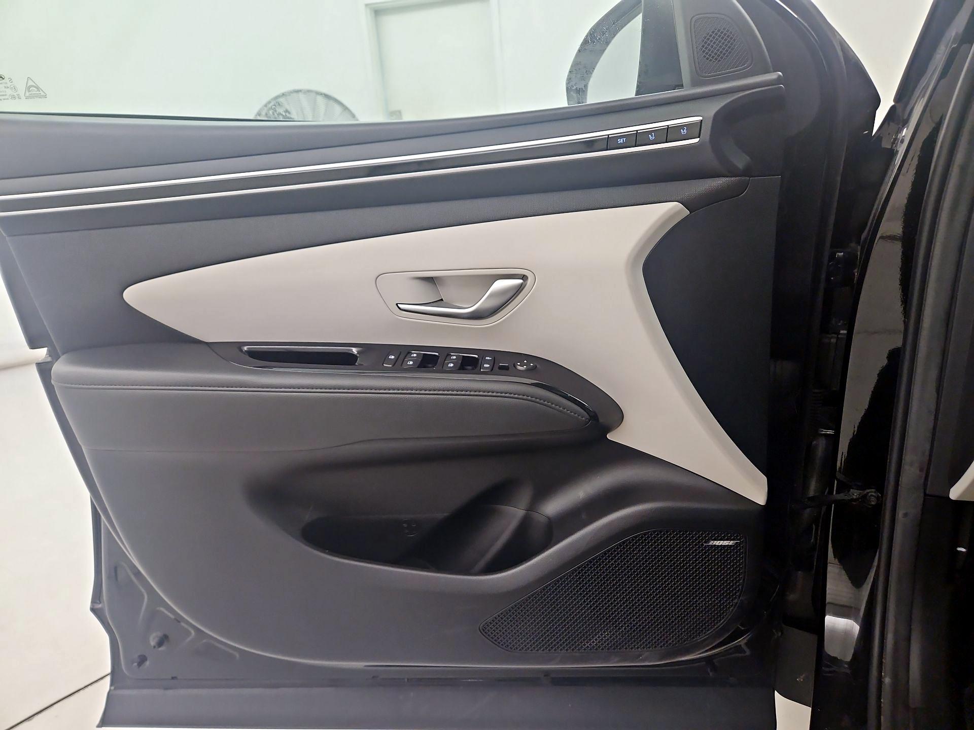 Thumbnail: 2022 Hyundai Tucson - 12