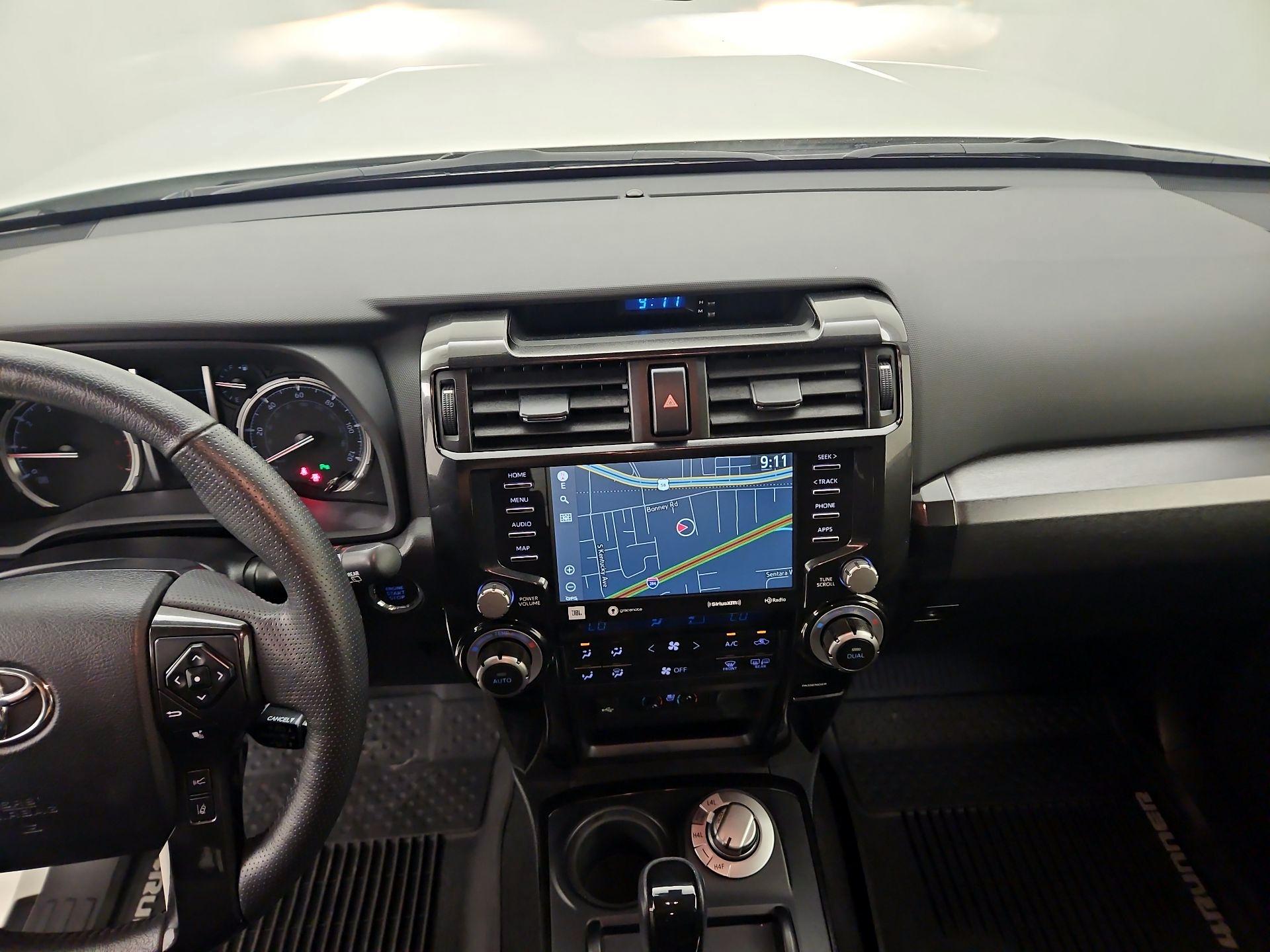 Thumbnail: 2020 Toyota 4Runner - 9