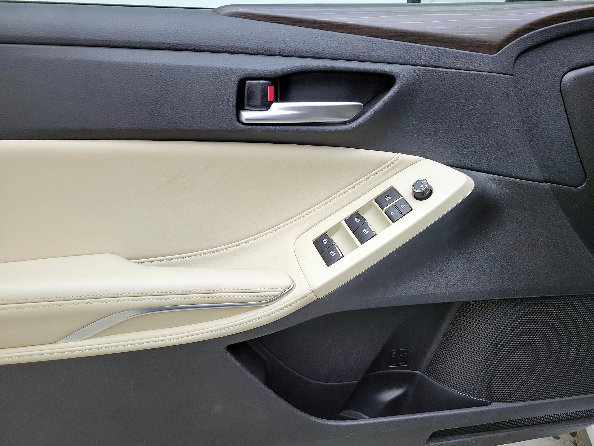Thumbnail: 2019 Toyota Avalon - 12