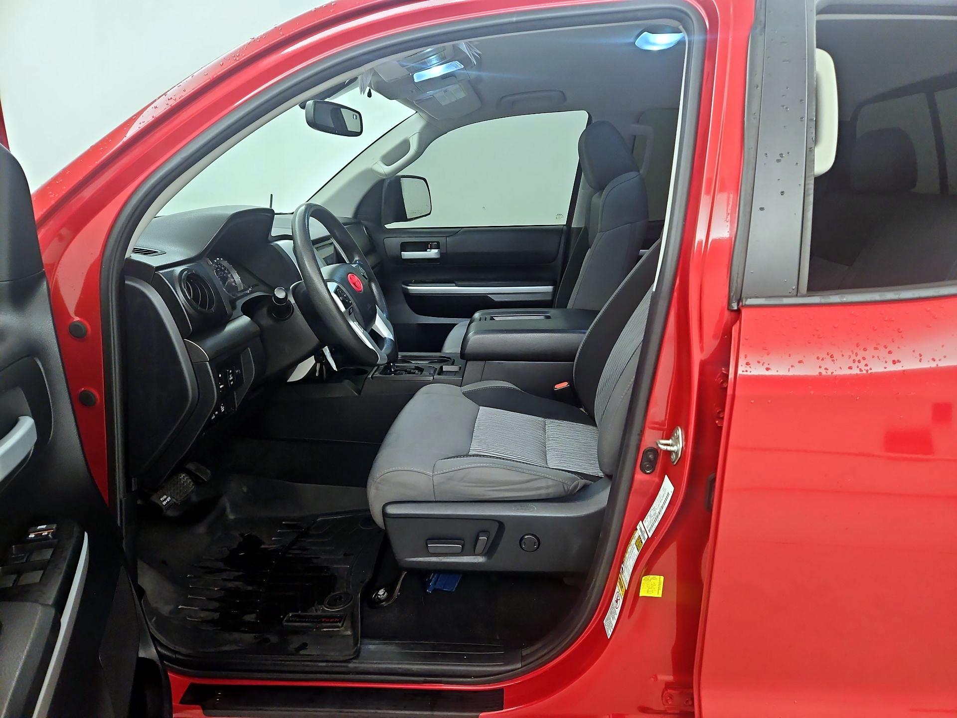 Thumbnail: 2017 Toyota Tundra - 11