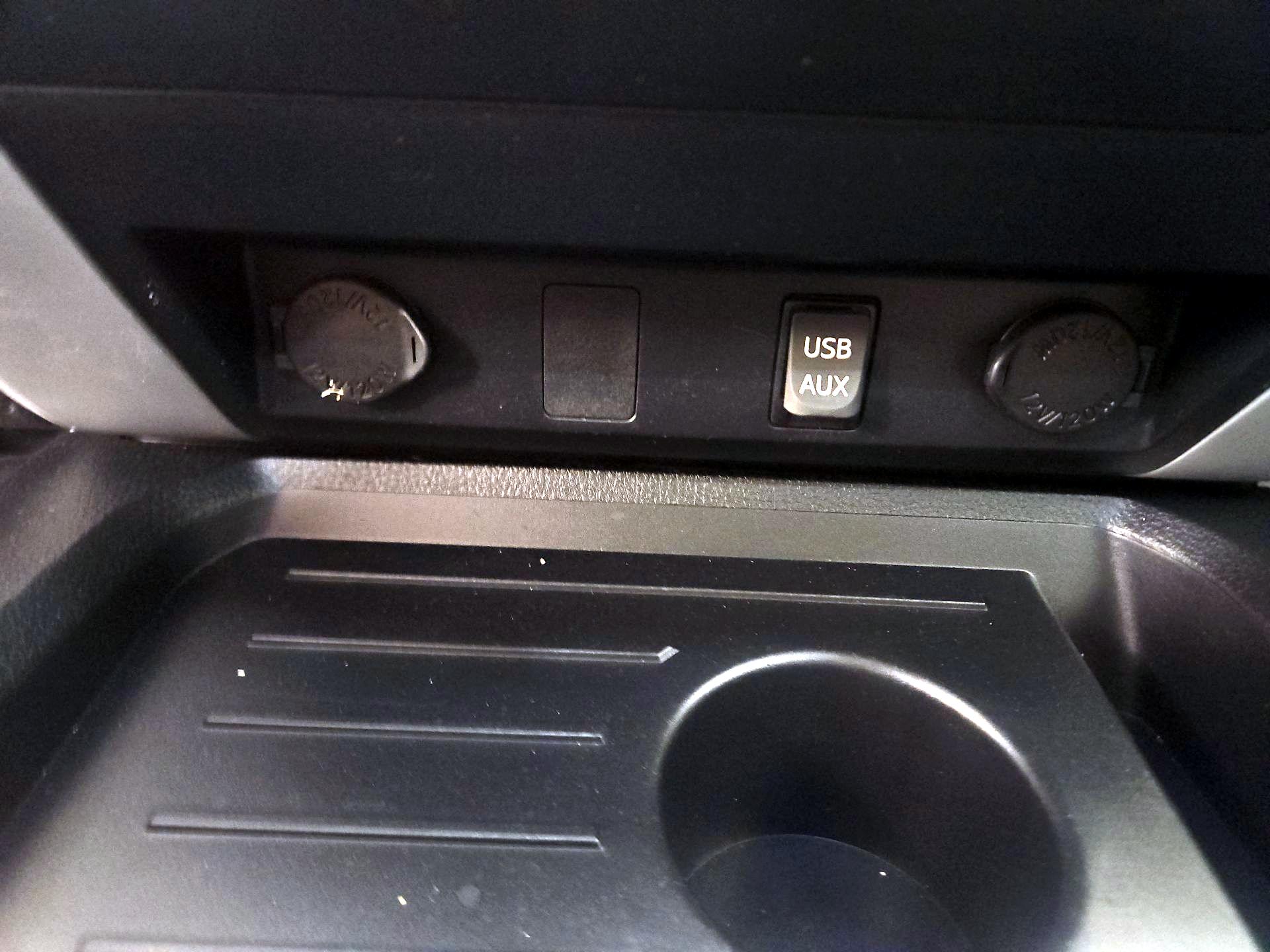 Thumbnail: 2017 Toyota Tundra - 18