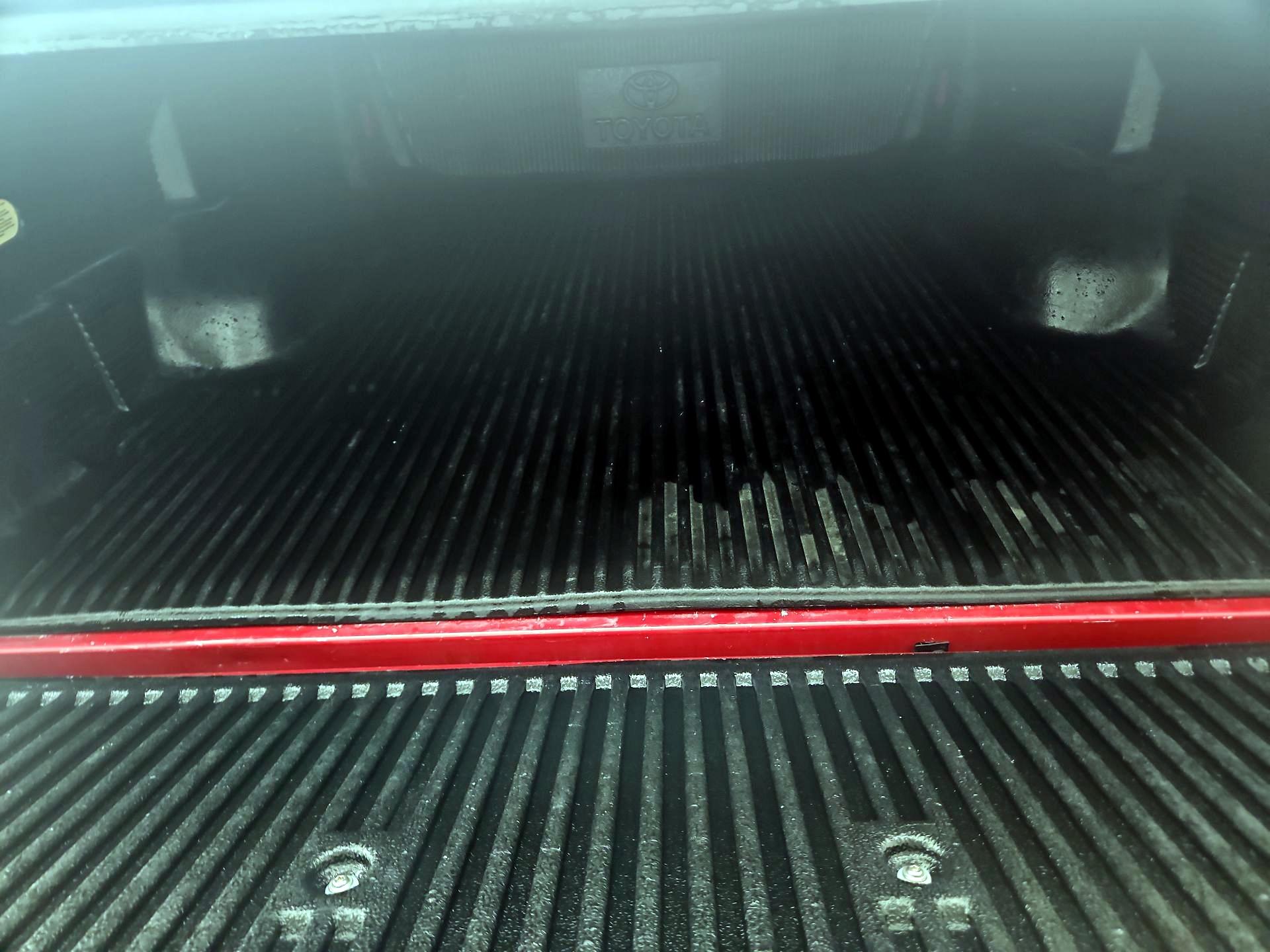 Thumbnail: 2017 Toyota Tundra - 20