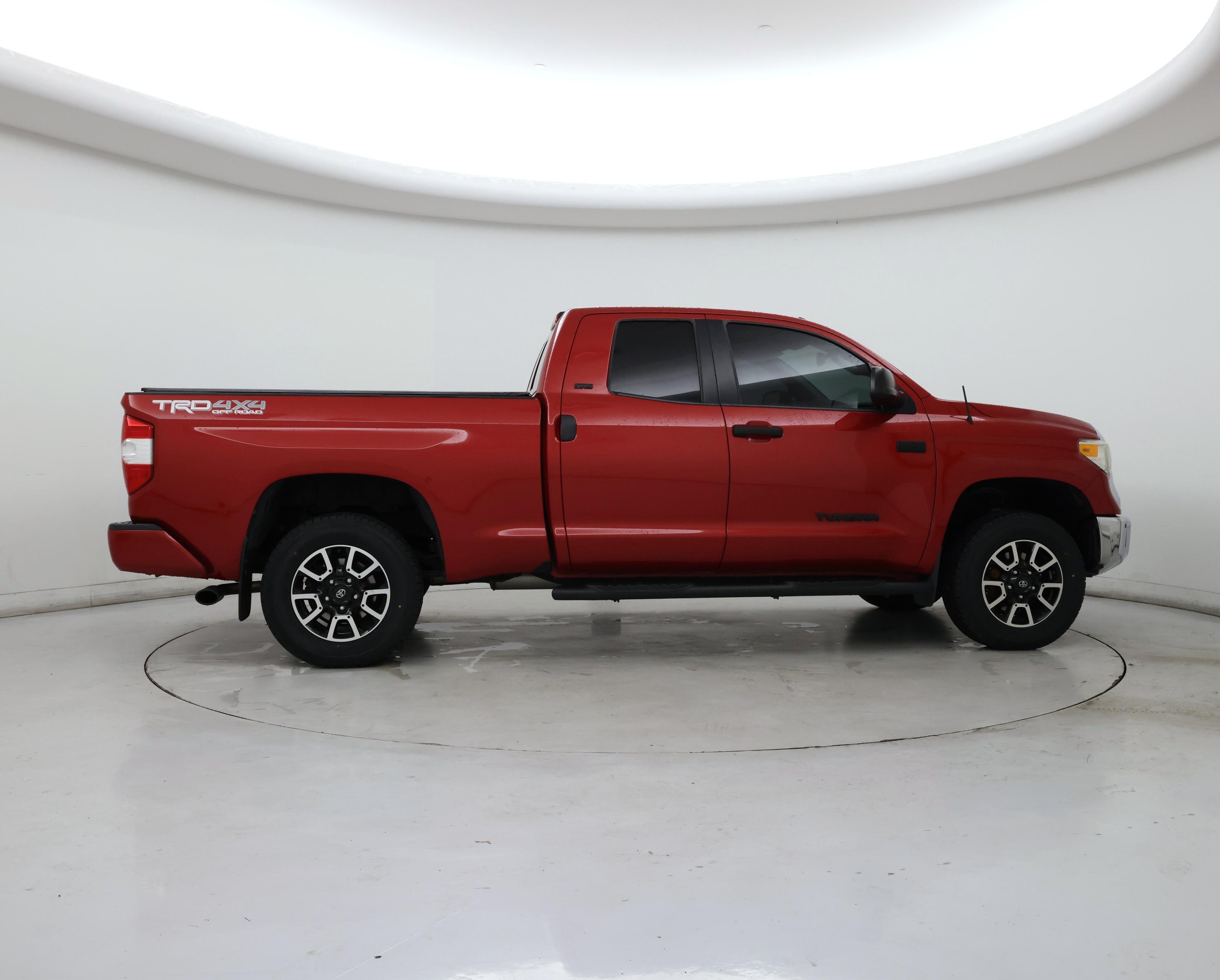 Thumbnail: 2017 Toyota Tundra - 7
