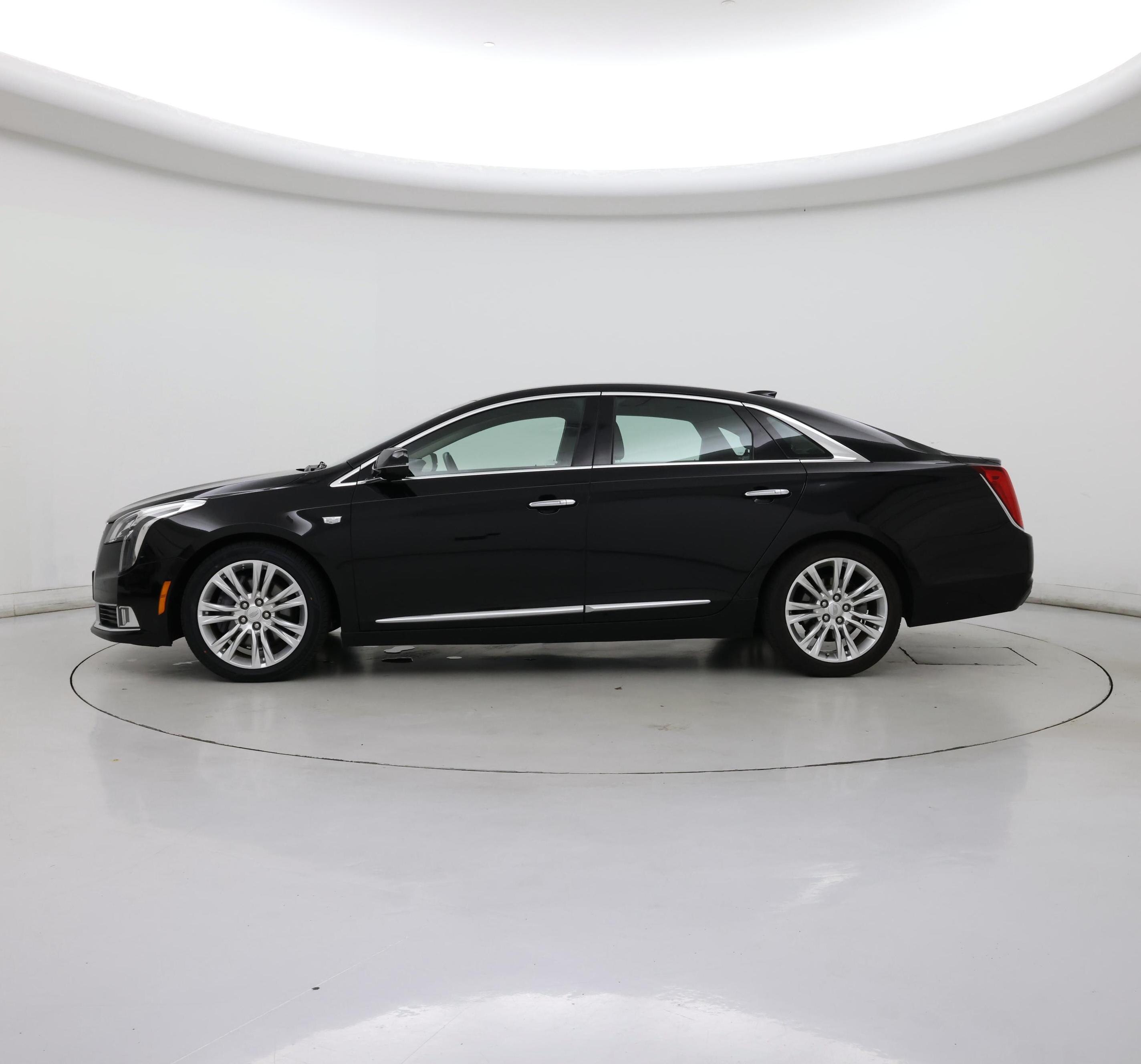 Thumbnail: 2019 Cadillac XTS - 3
