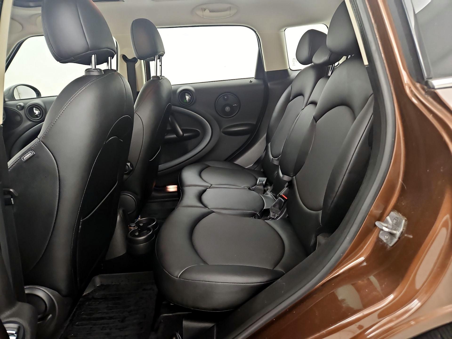 Thumbnail: 2015 MINI Cooper Countryman - 18