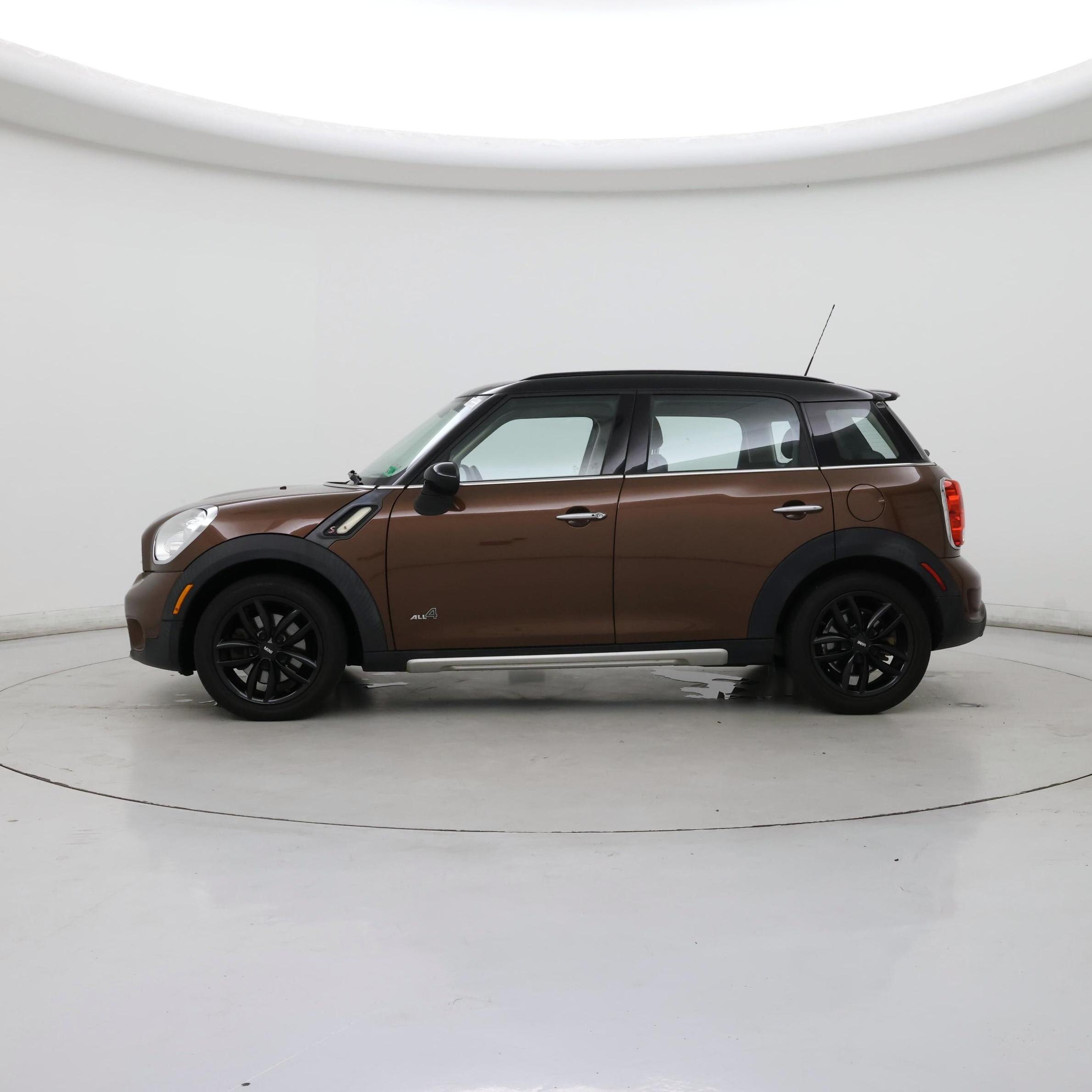 Thumbnail: 2015 MINI Cooper Countryman - 3
