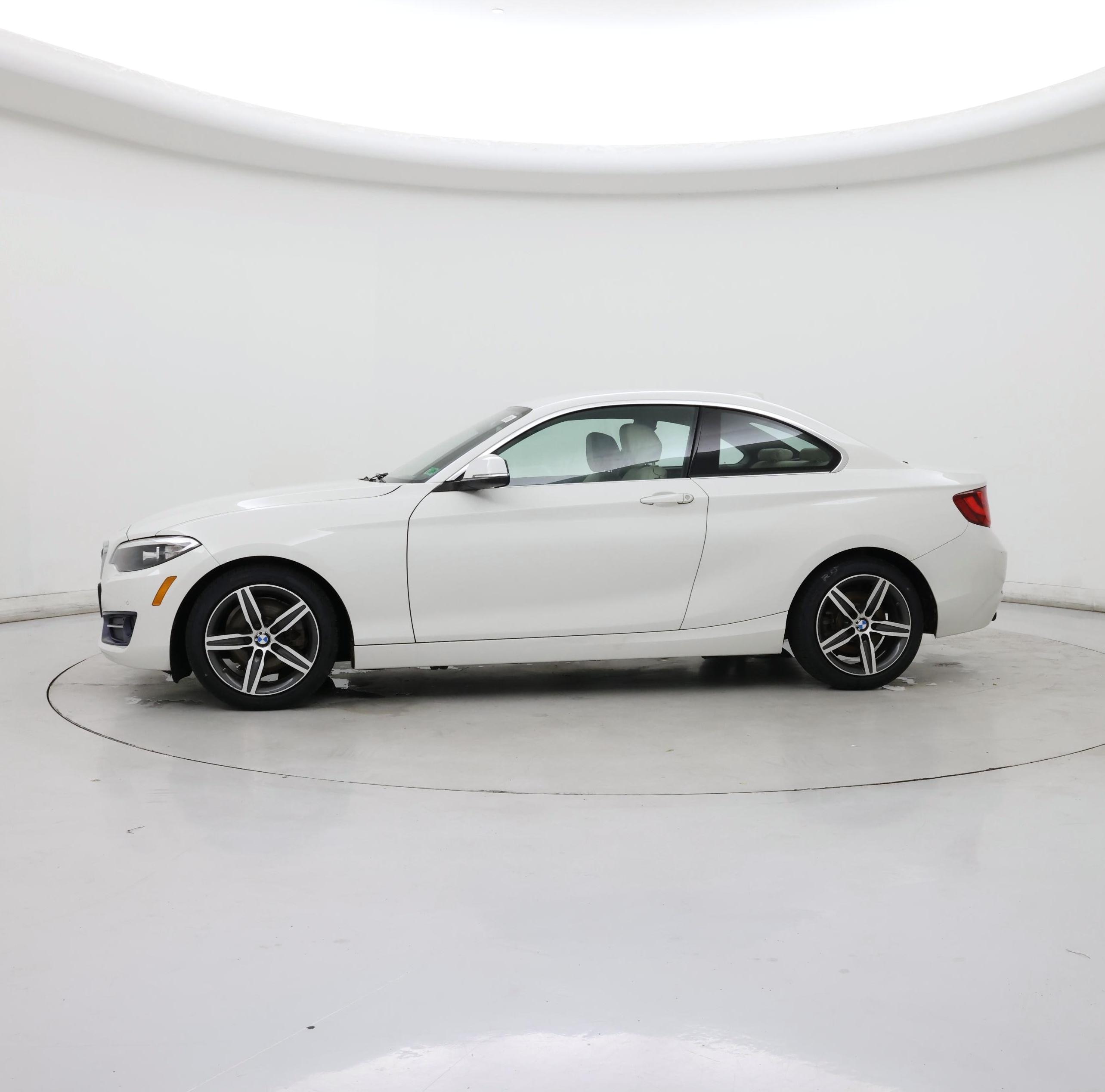 Thumbnail: 2017 BMW 2 Series - 3