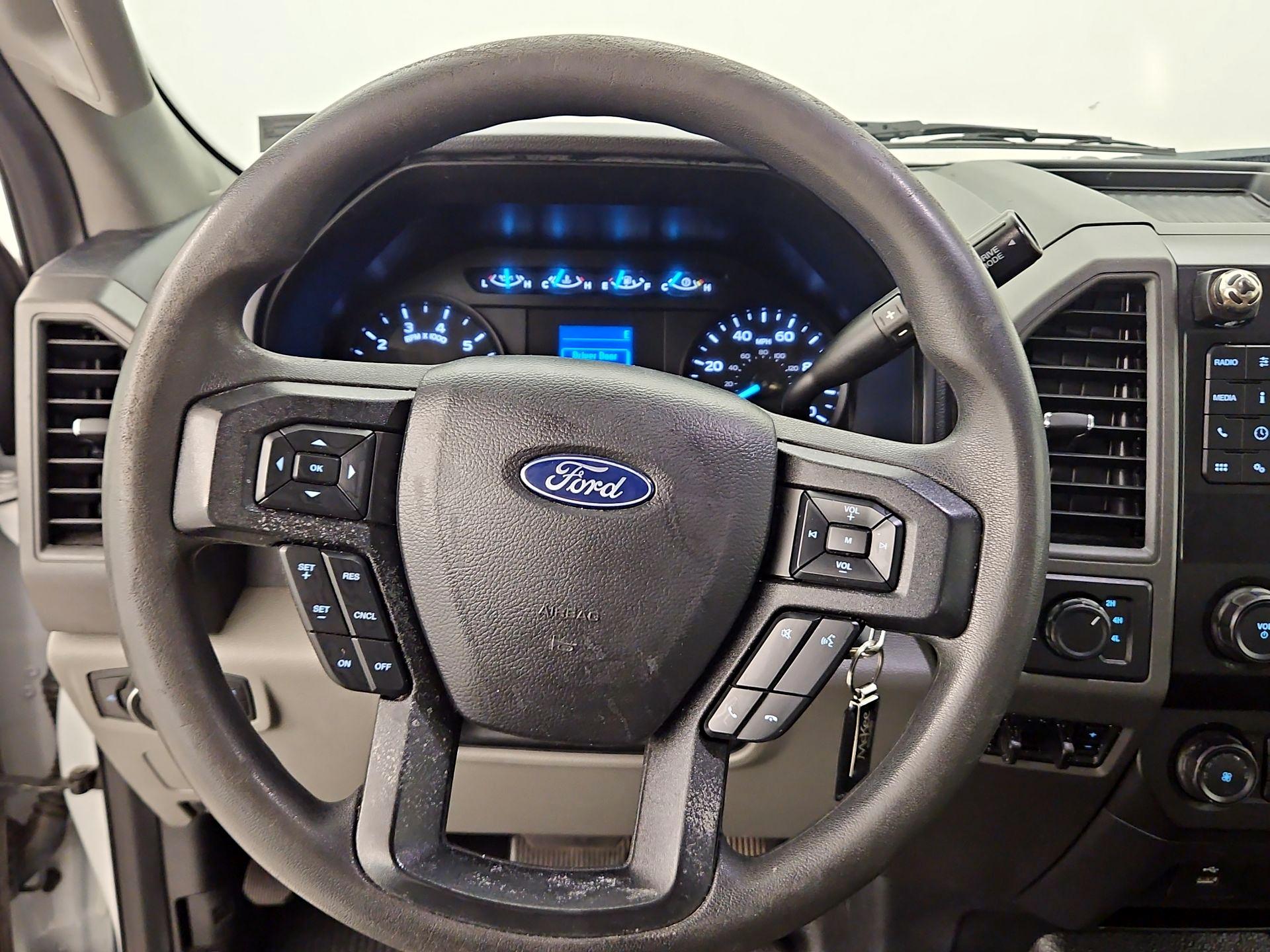 Thumbnail: 2020 Ford F-250 - 10