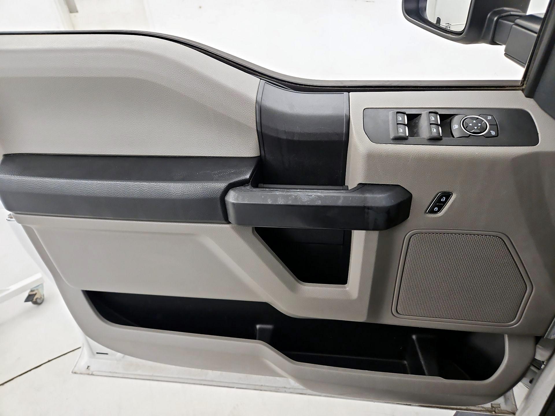 Thumbnail: 2020 Ford F-250 - 12