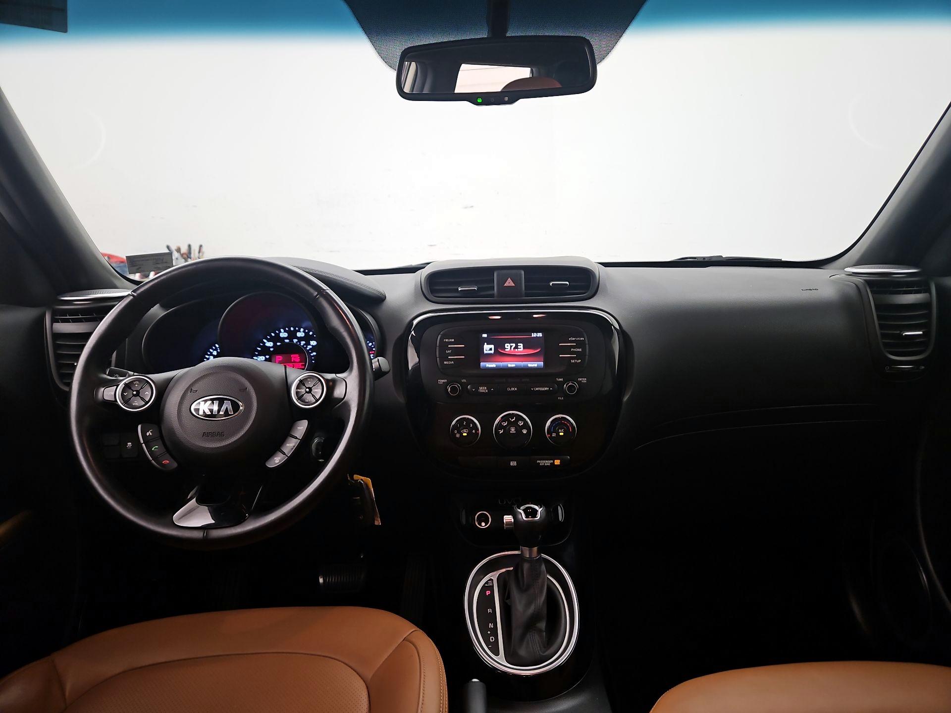 Thumbnail: 2015 Kia Soul - 9
