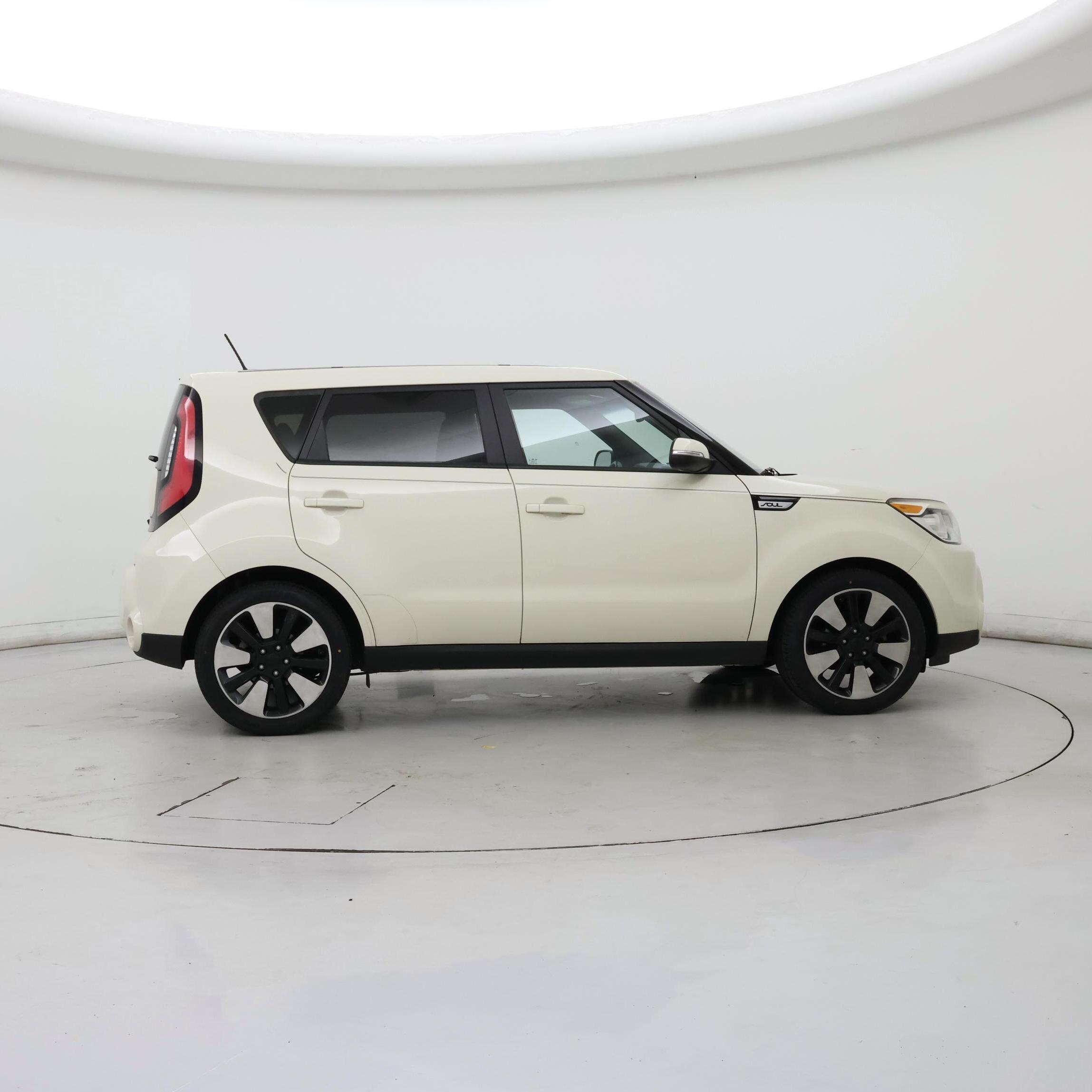 Thumbnail: 2015 Kia Soul - 7