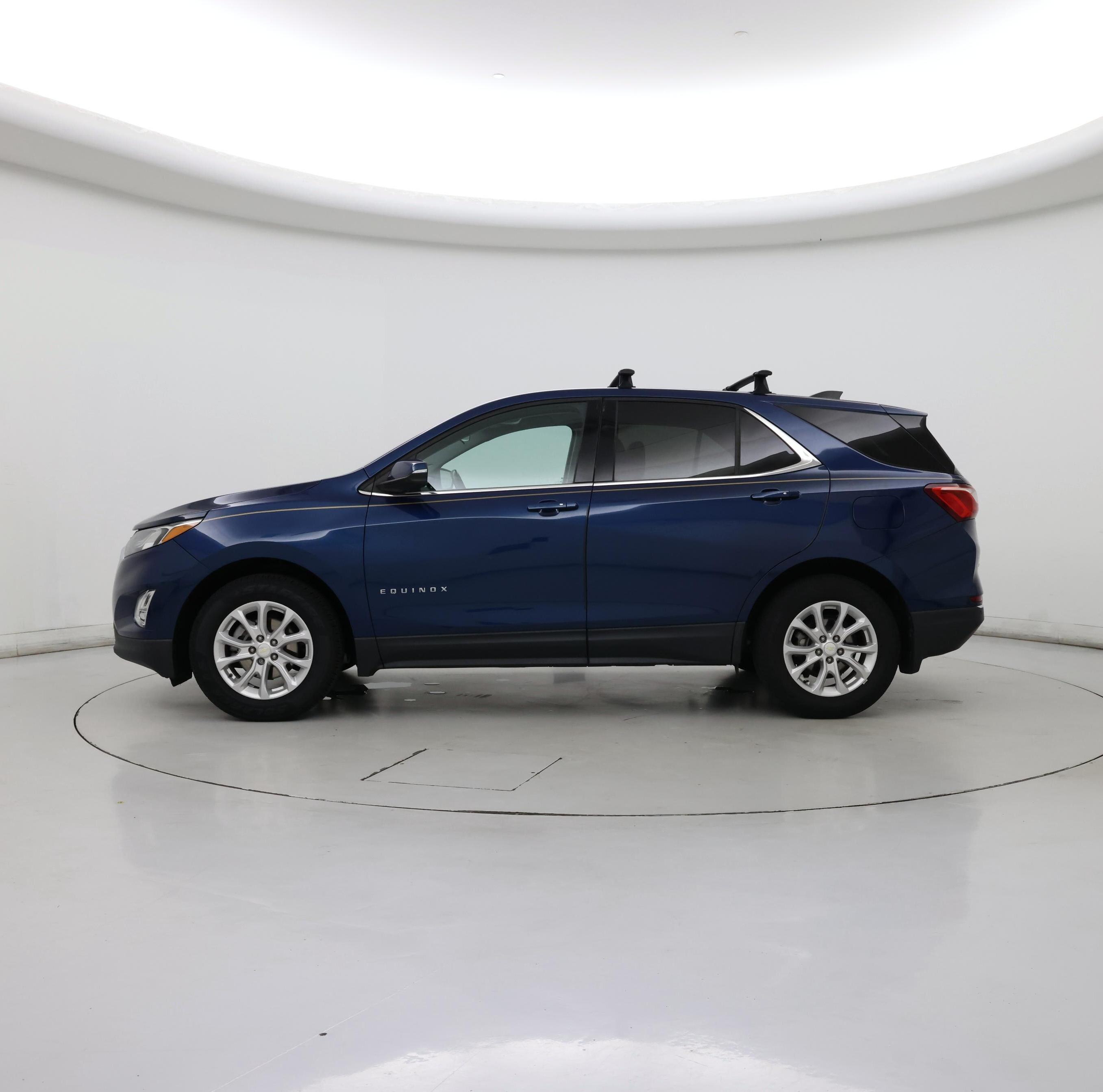 Thumbnail: 2019 Chevrolet Equinox - 3