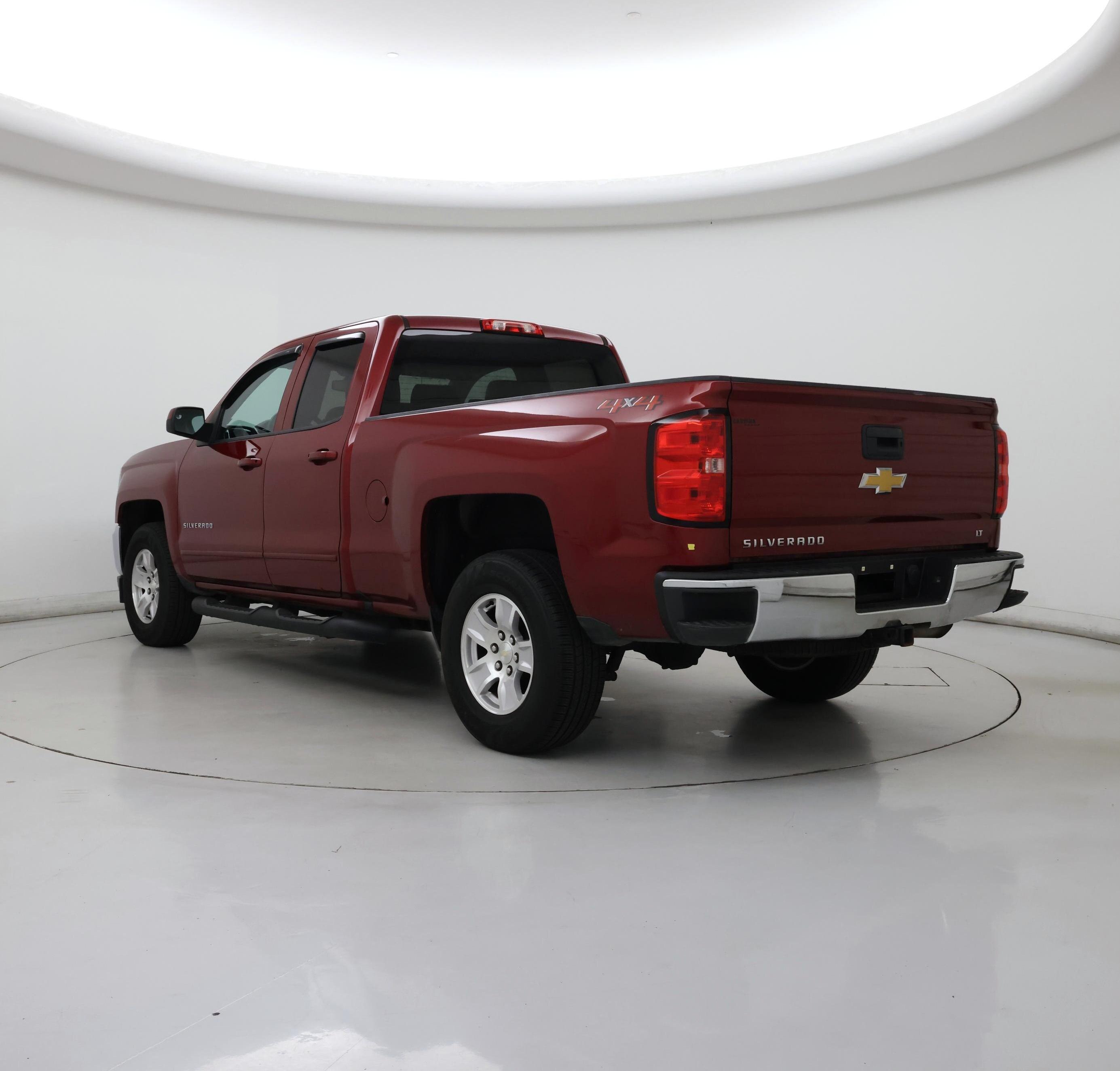 Thumbnail: 2018 Chevrolet Silverado 1500 - 2