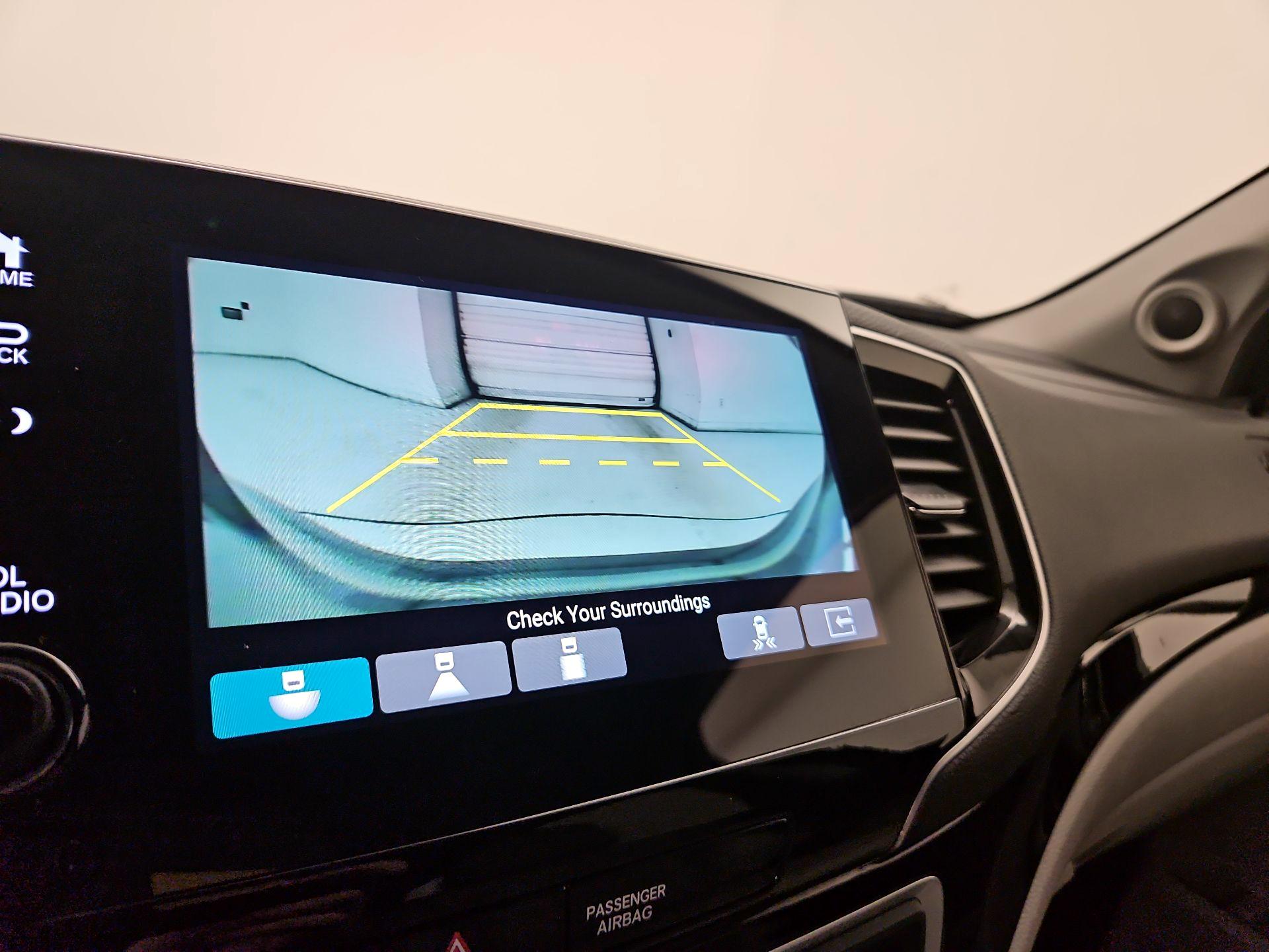 Thumbnail: 2019 Honda Pilot - 15