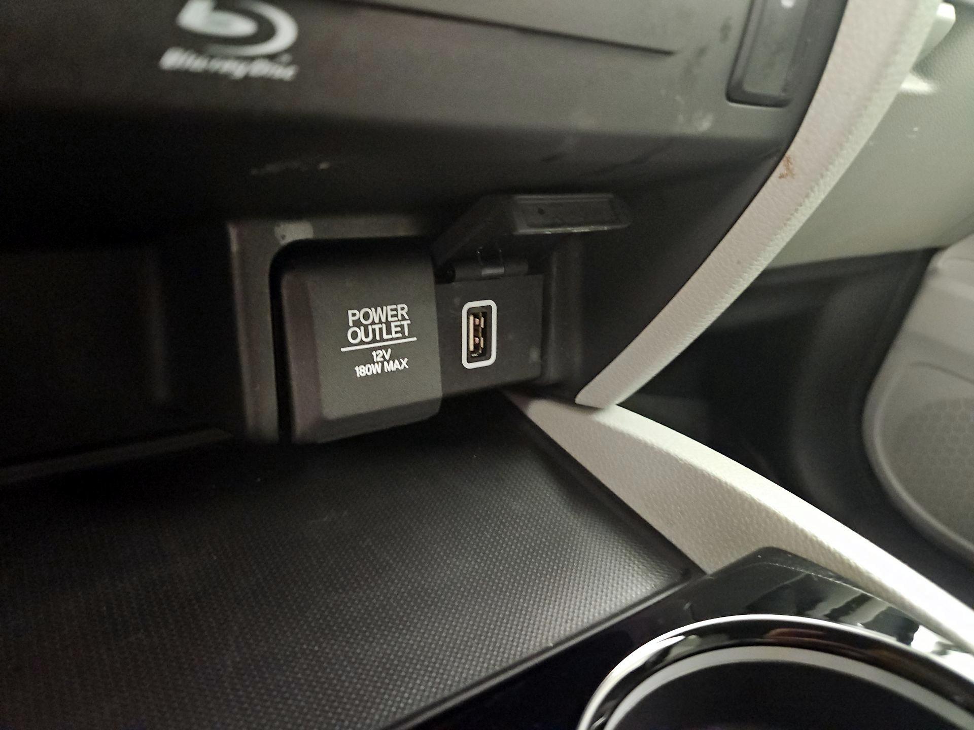 Thumbnail: 2019 Honda Pilot - 19