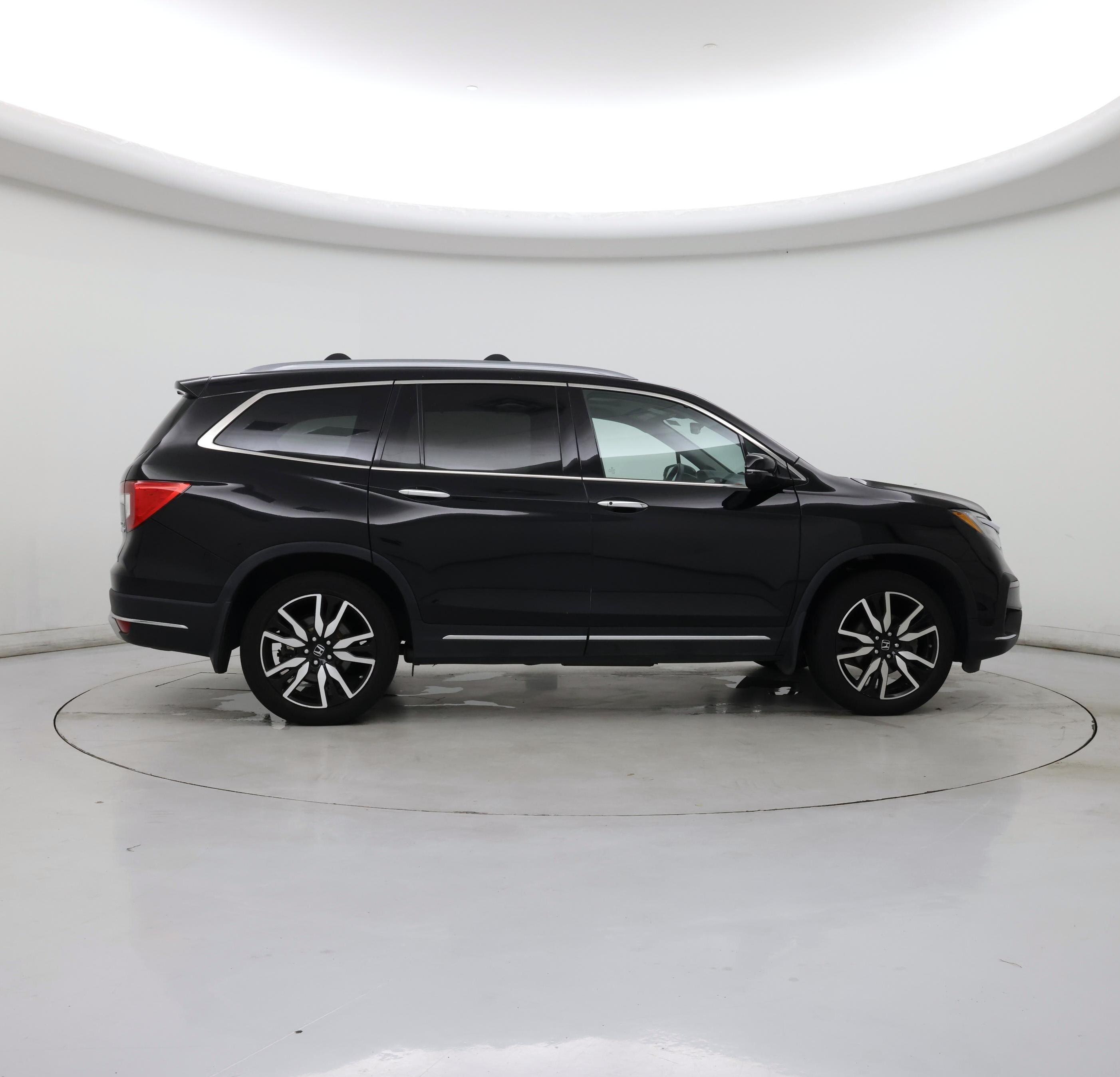 Thumbnail: 2019 Honda Pilot - 7