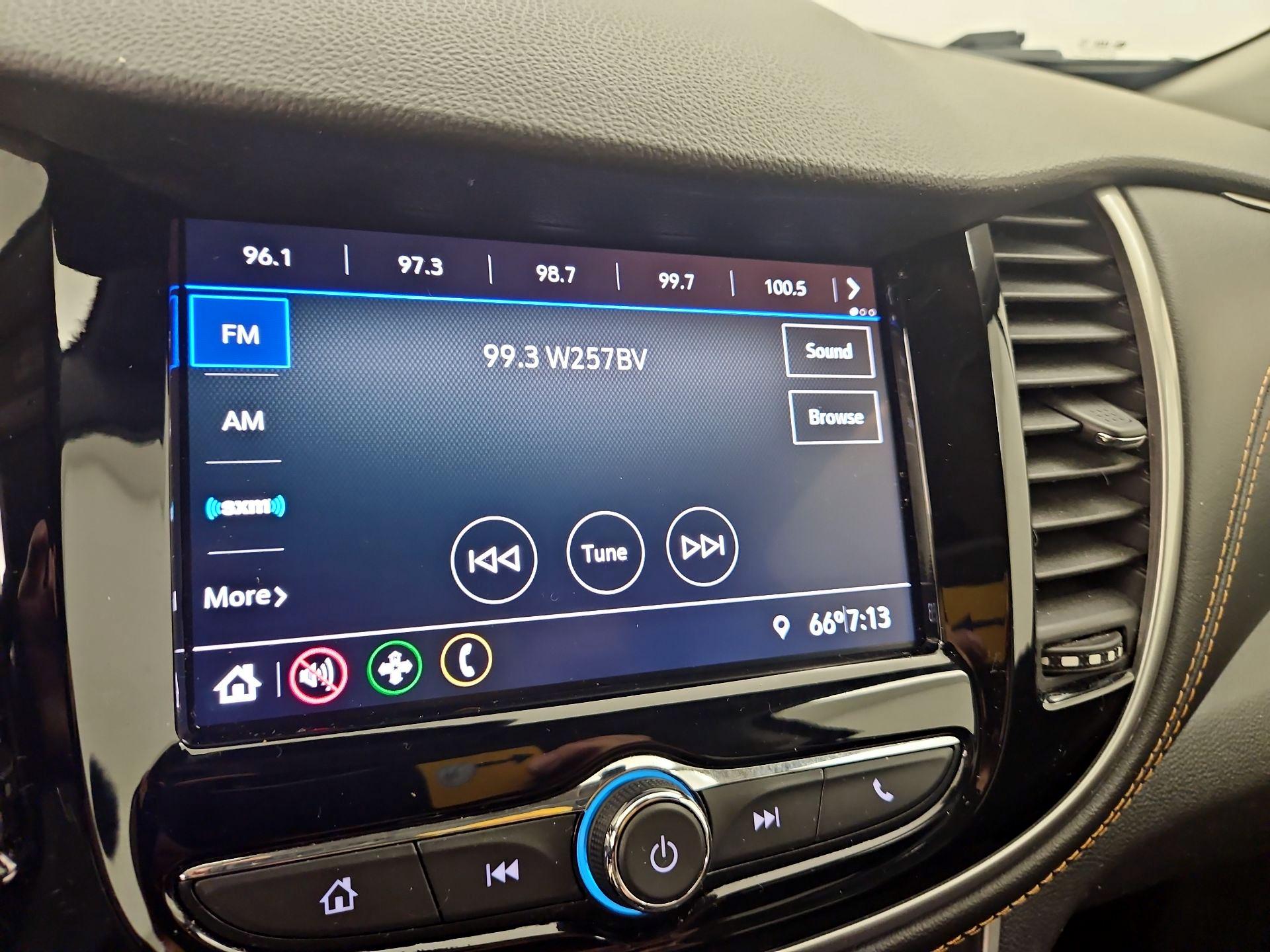 Thumbnail: 2021 Chevrolet Trax - 15