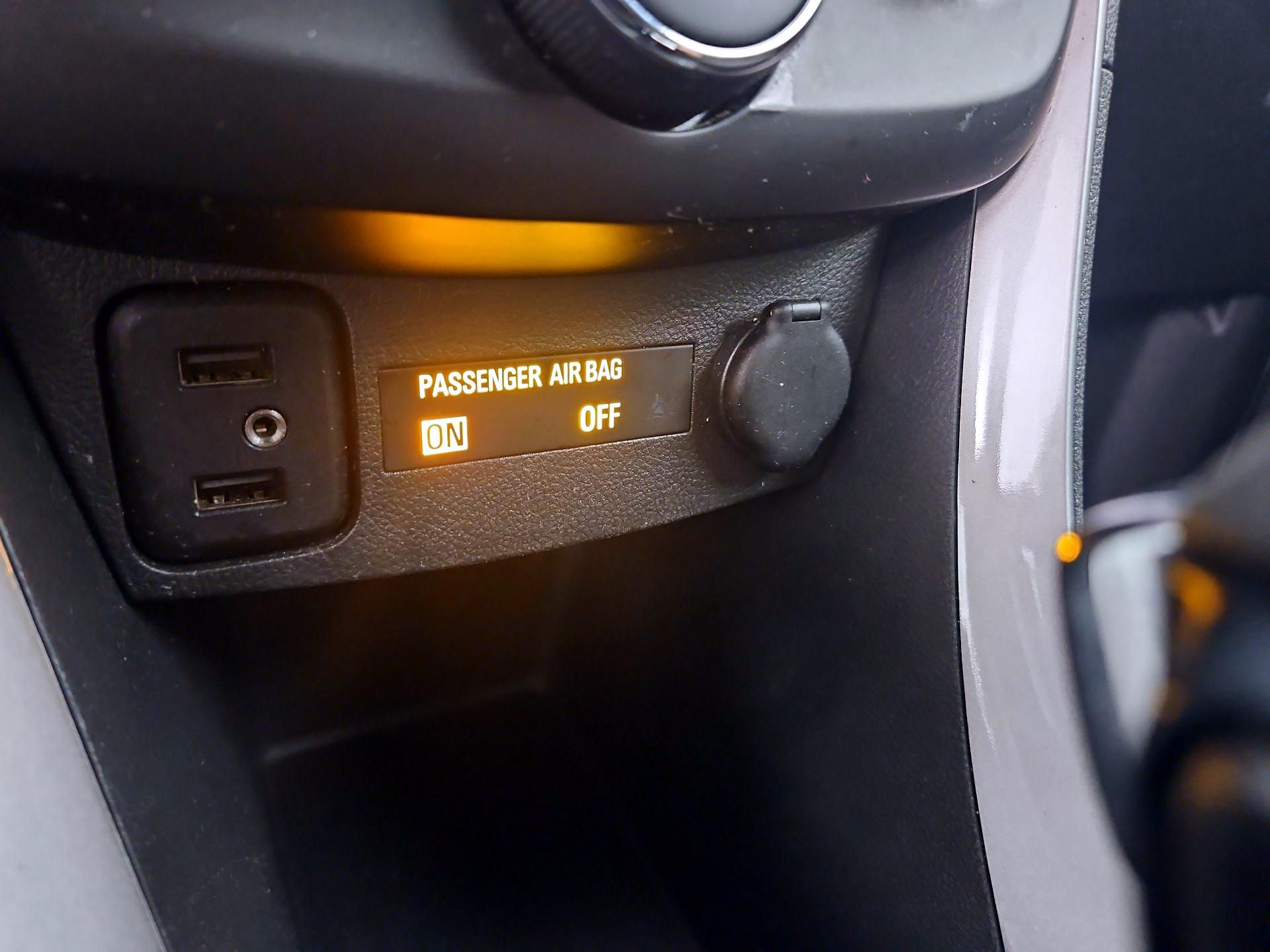 Thumbnail: 2021 Chevrolet Trax - 18