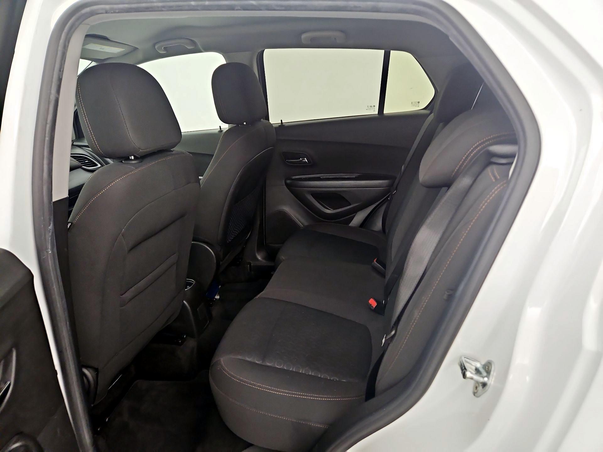 Thumbnail: 2021 Chevrolet Trax - 19