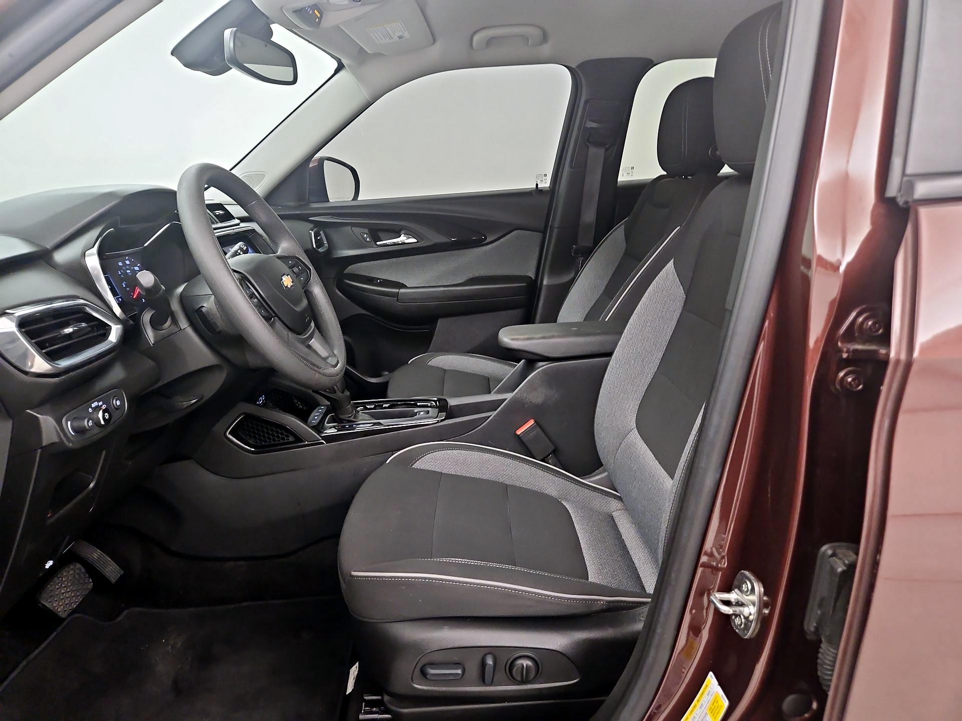 Thumbnail: 2023 Chevrolet TrailBlazer - 11
