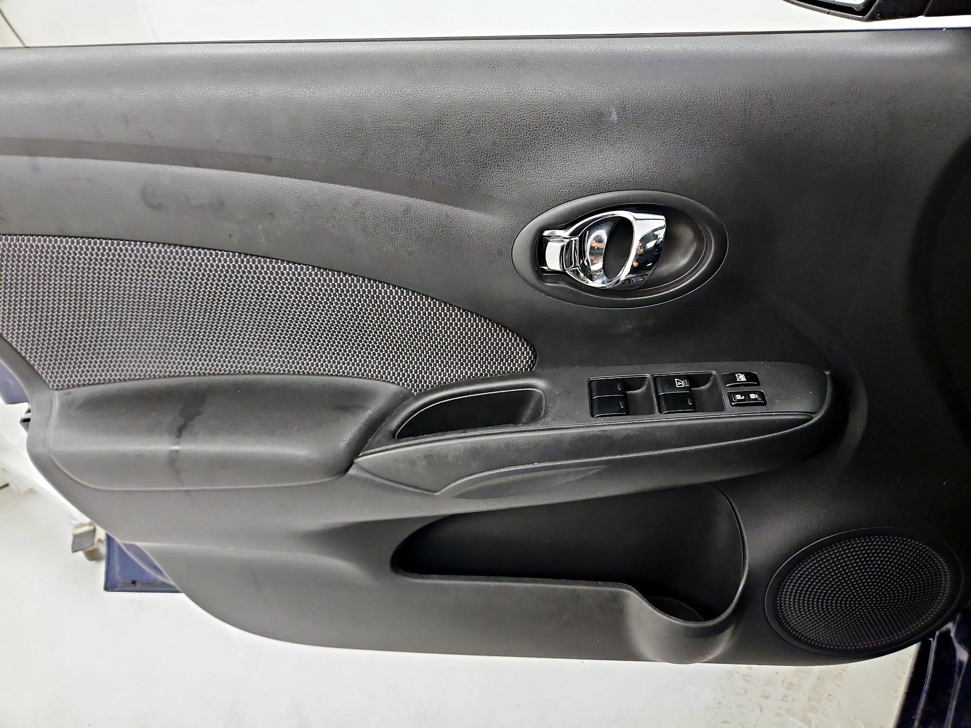 Thumbnail: 2014 Nissan Versa - 12