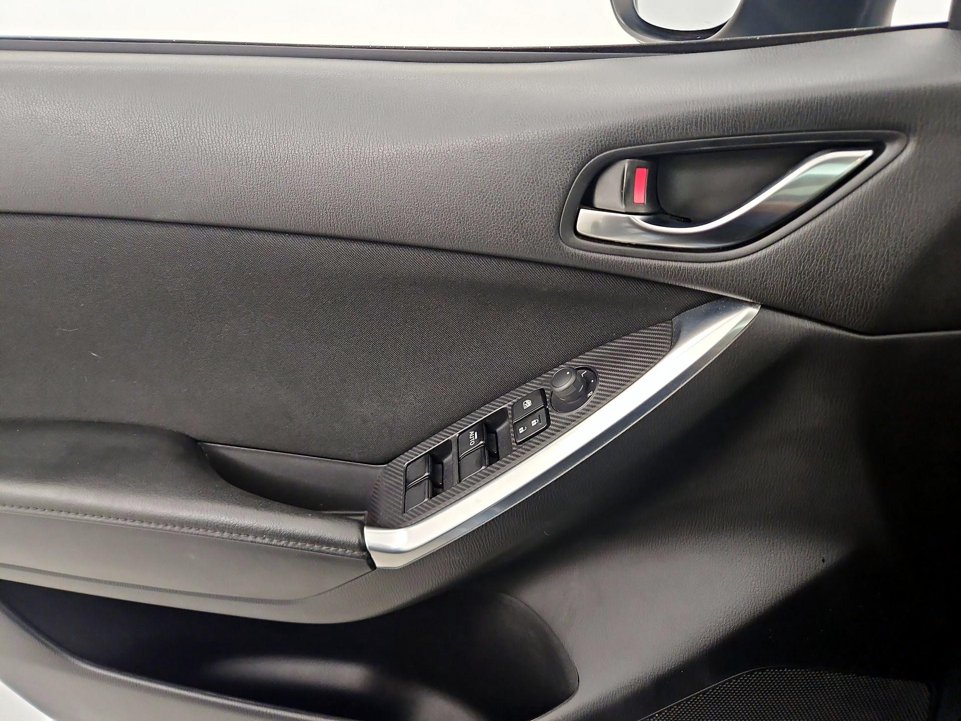 Thumbnail: 2016 Mazda CX-5 - 12