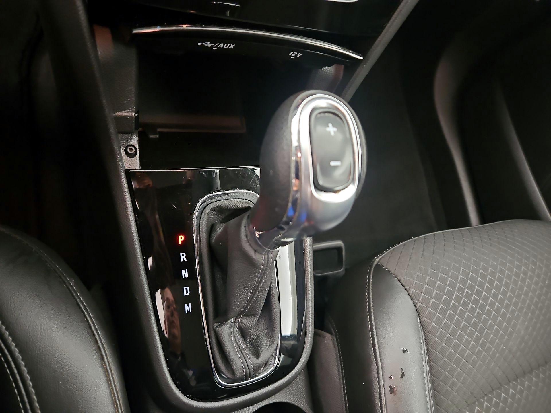 Thumbnail: 2018 Buick Encore - 17