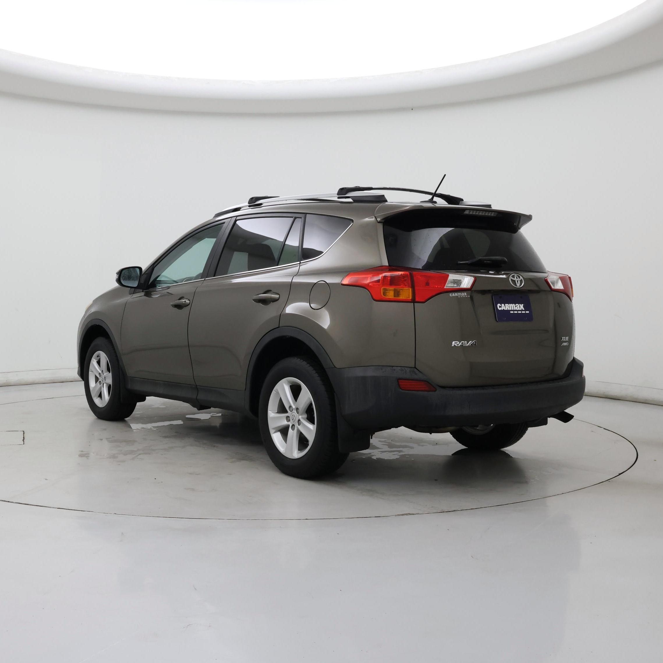 Thumbnail: 2014 Toyota RAV4 - 2