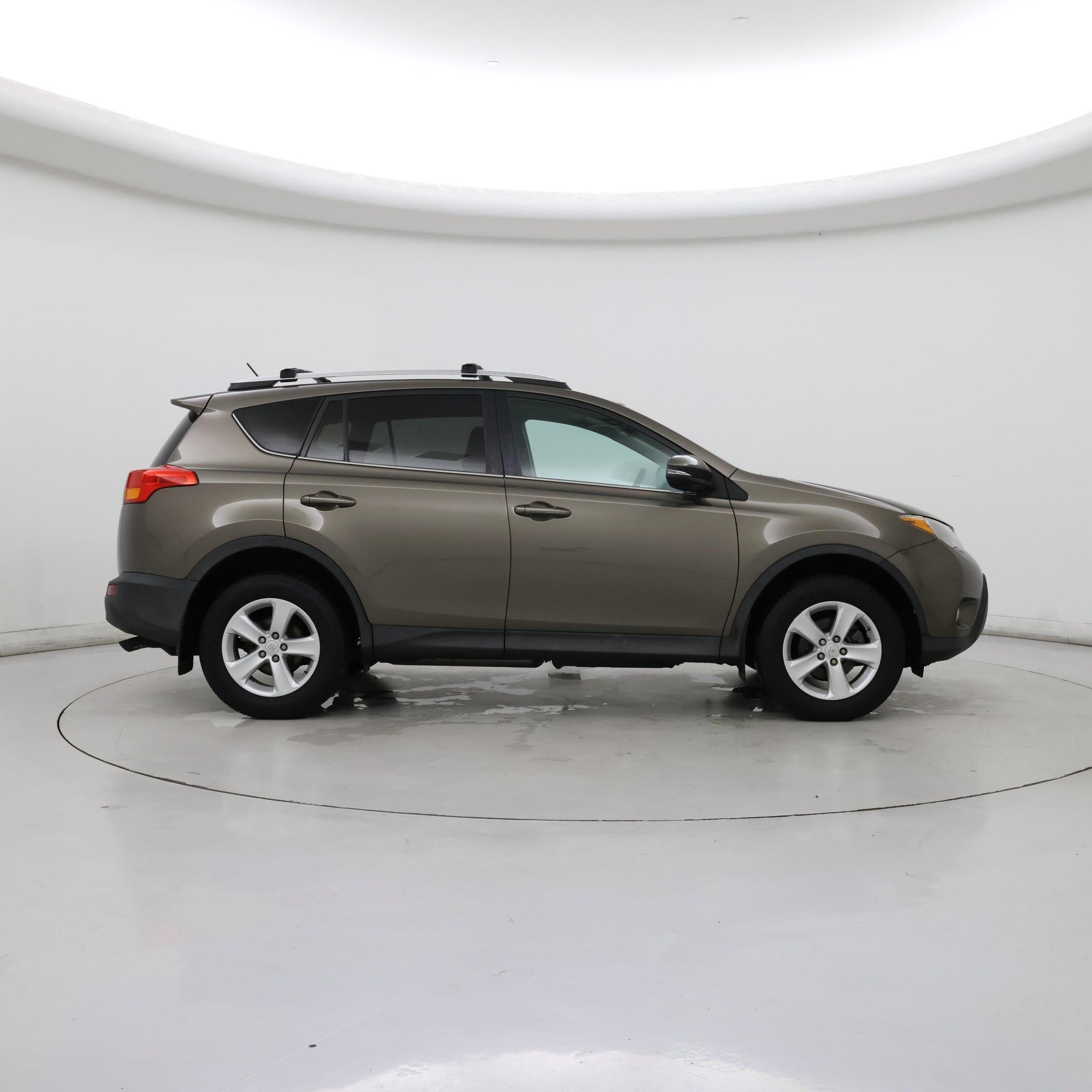 Thumbnail: 2014 Toyota RAV4 - 7