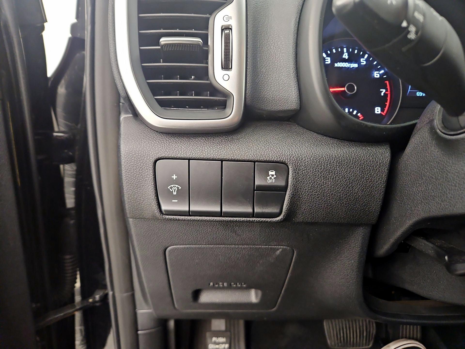 Thumbnail: 2018 Kia Sportage - 13