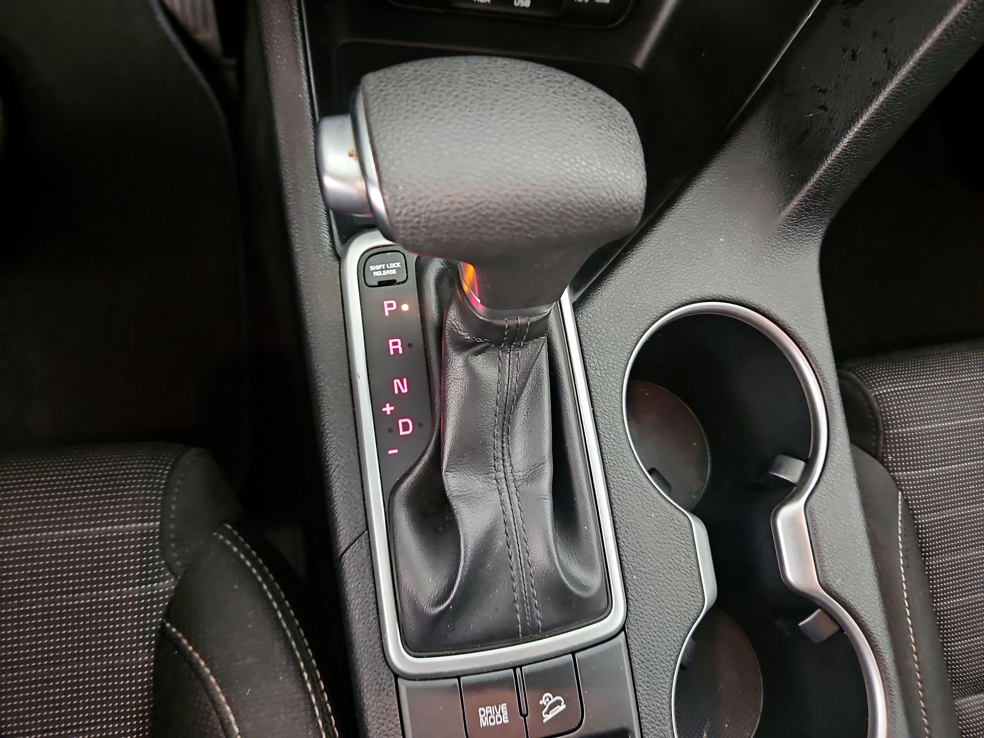 Thumbnail: 2018 Kia Sportage - 17