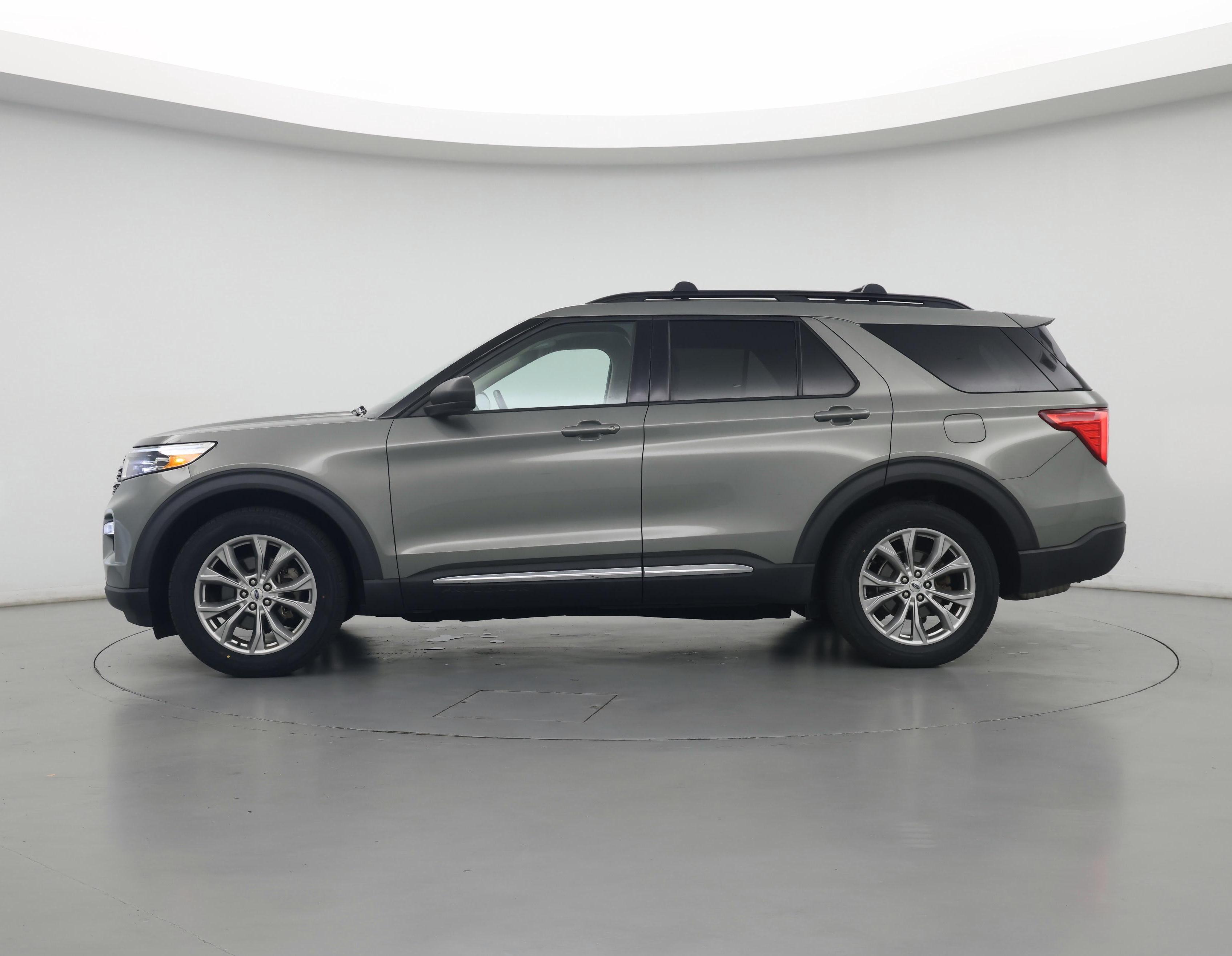 Thumbnail: 2020 Ford Explorer - 3