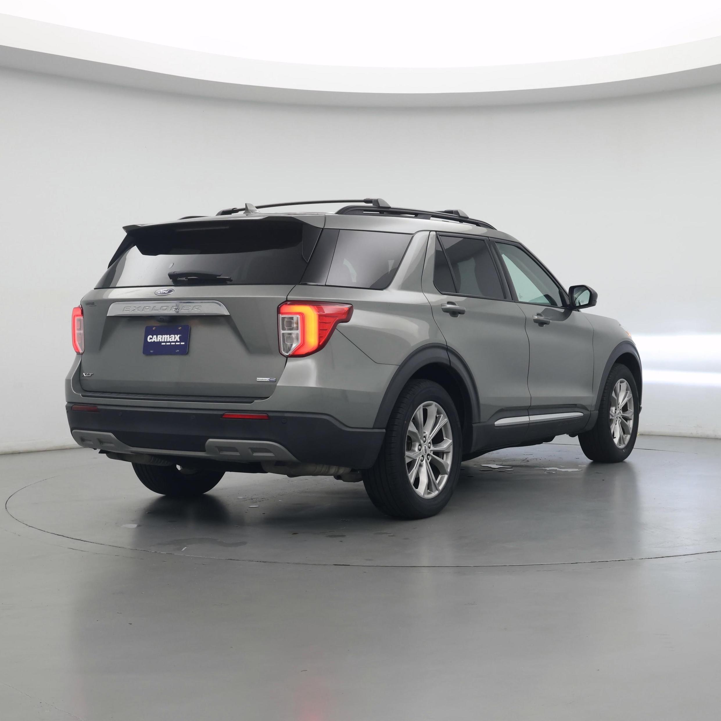 Thumbnail: 2020 Ford Explorer - 8