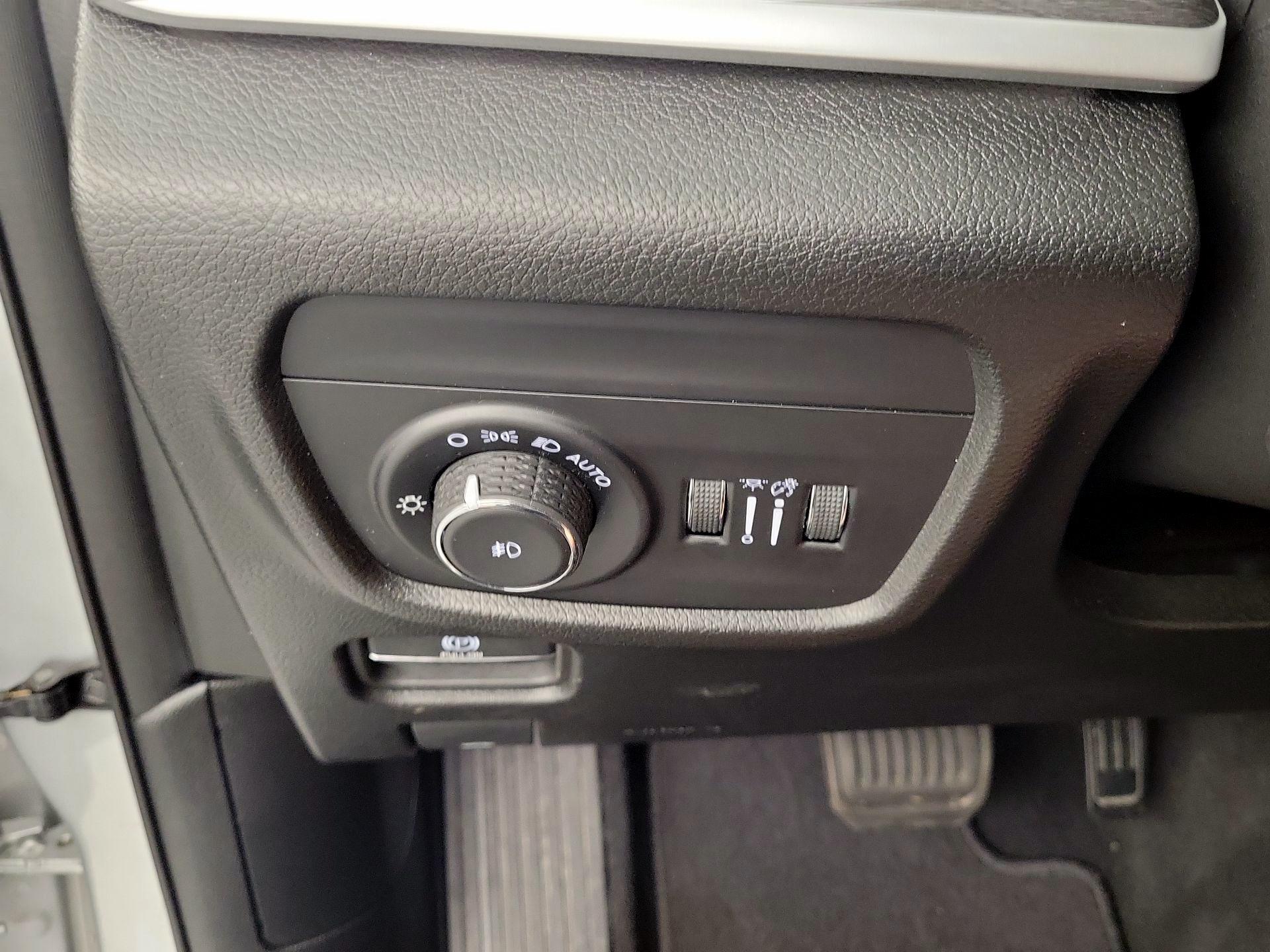 Thumbnail: 2023 Jeep Grand Cherokee L - 13