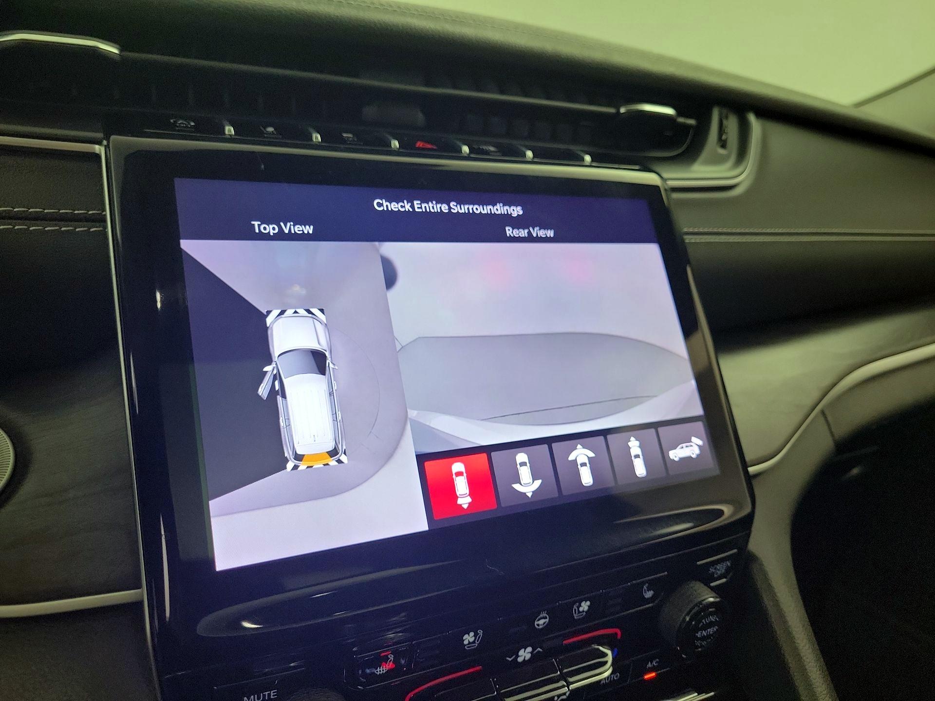 Thumbnail: 2023 Jeep Grand Cherokee L - 15