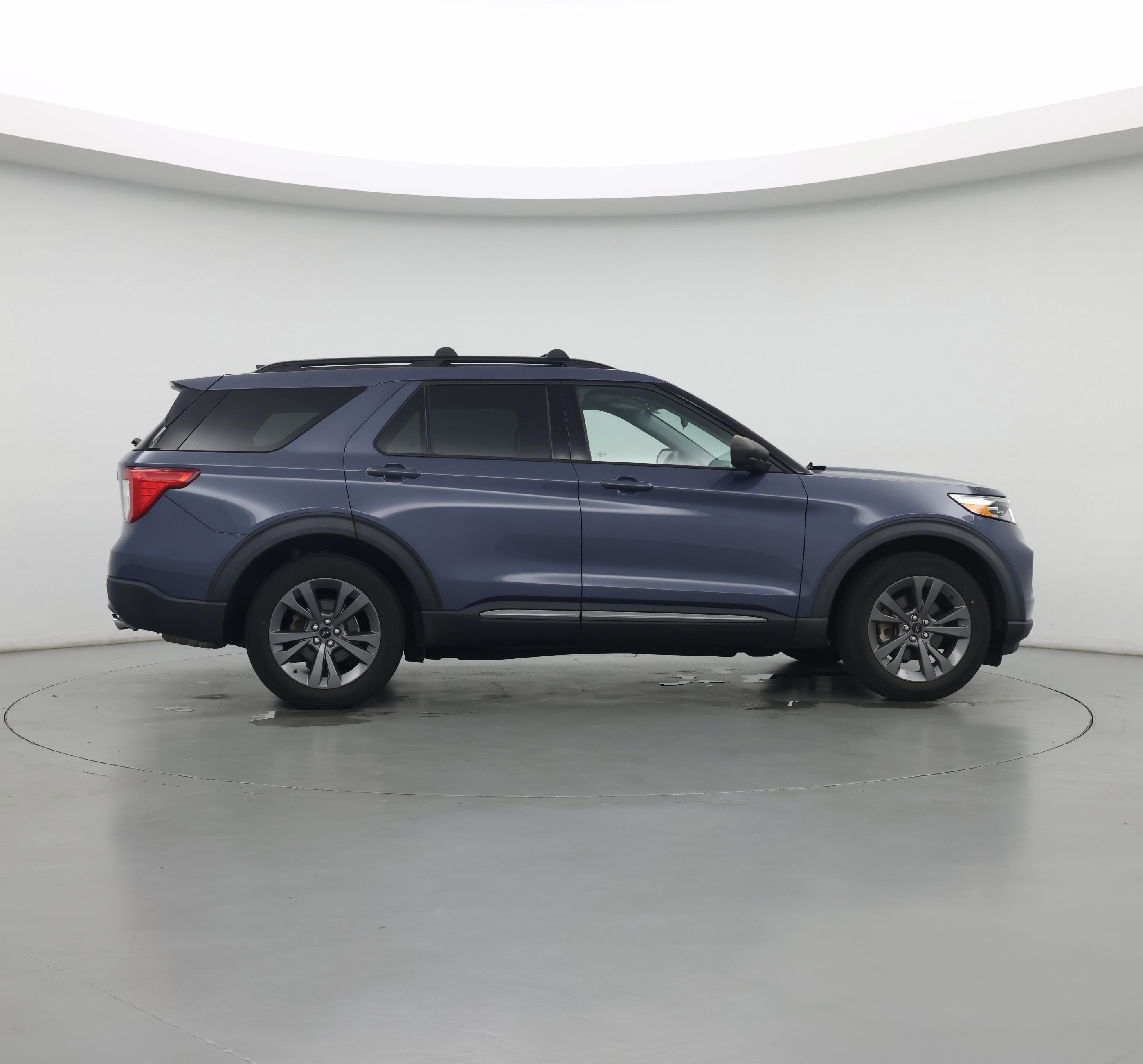 Thumbnail: 2021 Ford Explorer - 7