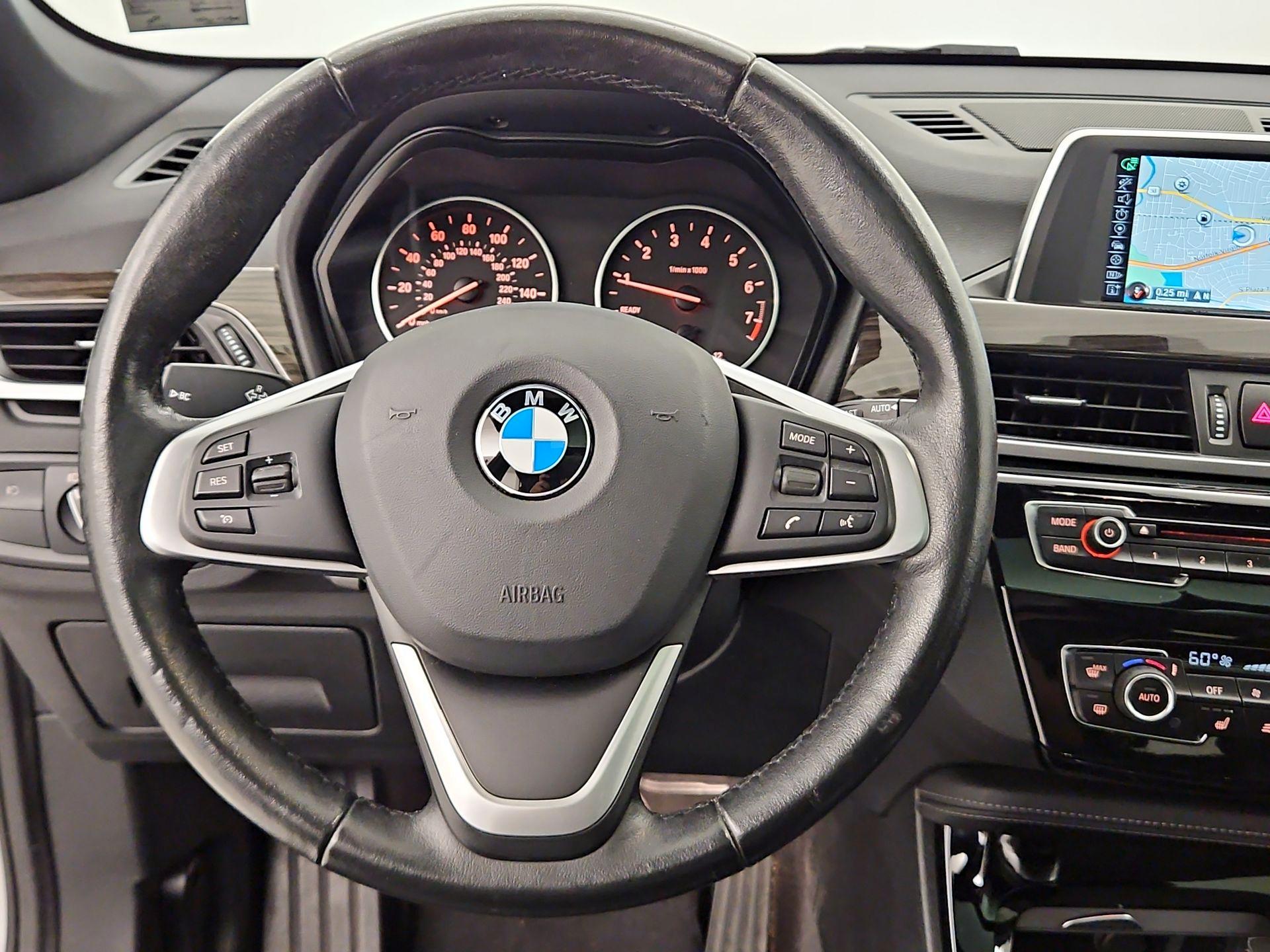 Thumbnail: 2016 BMW X1 - 10