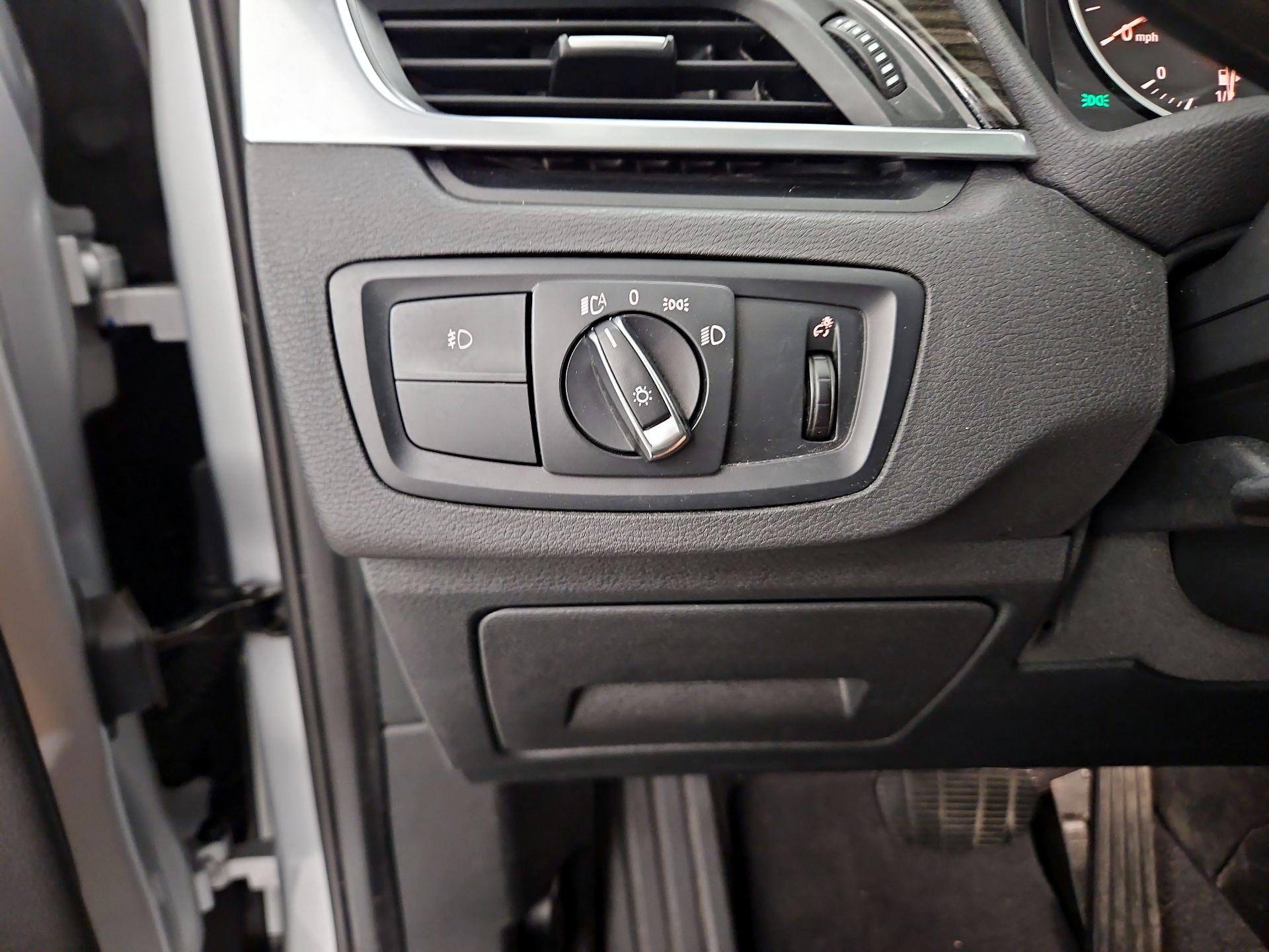 Thumbnail: 2016 BMW X1 - 13
