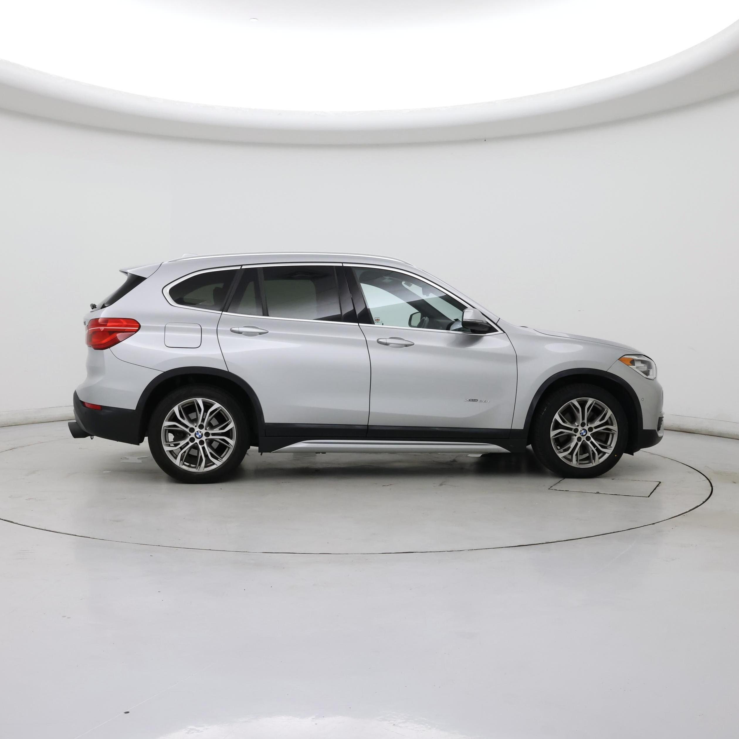 Thumbnail: 2016 BMW X1 - 7