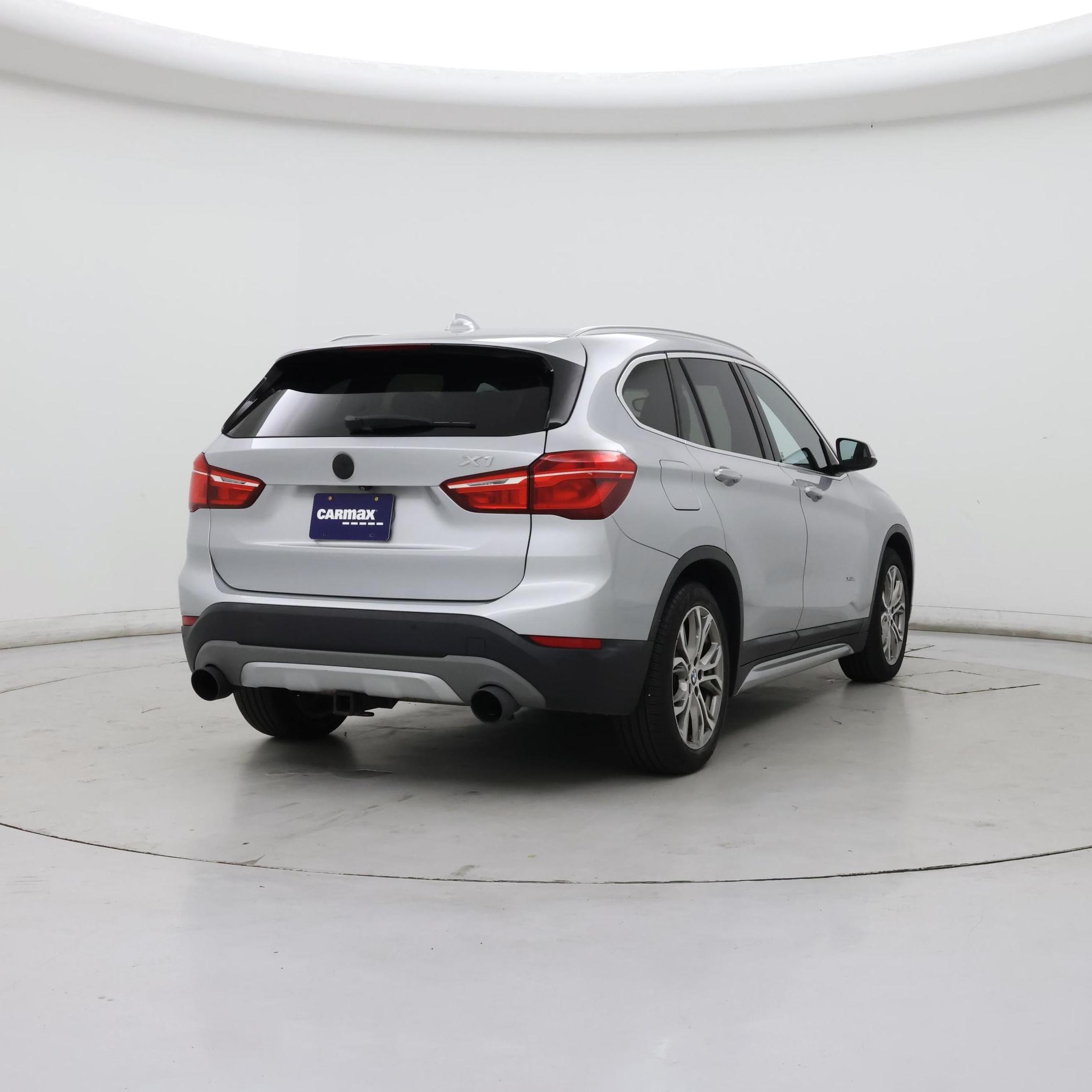 Thumbnail: 2016 BMW X1 - 8