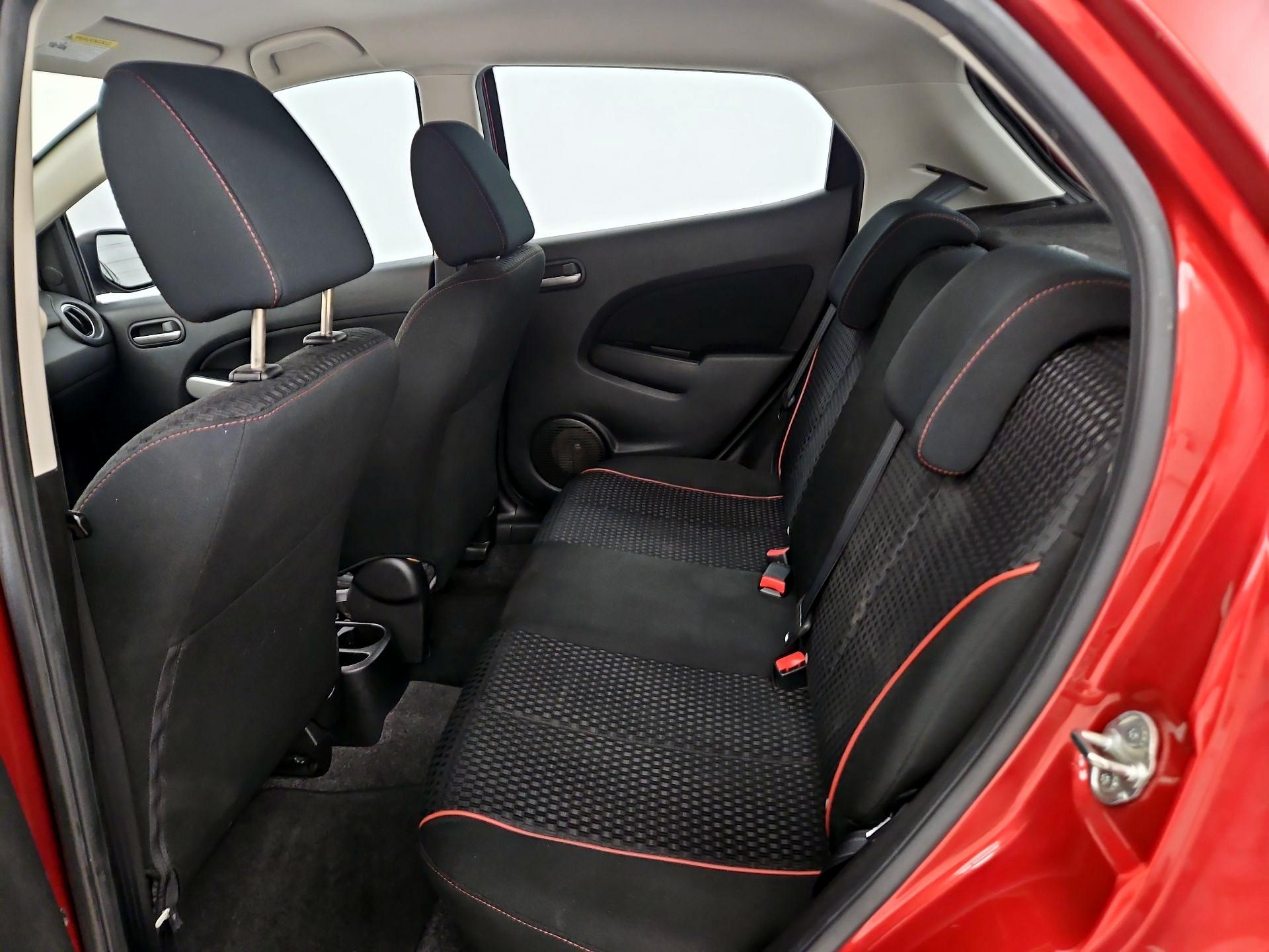 Thumbnail: 2014 Mazda Mazda2 - 18