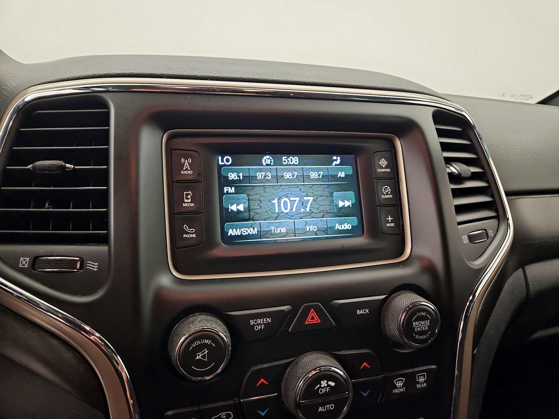 Thumbnail: 2016 Jeep Grand Cherokee - 14