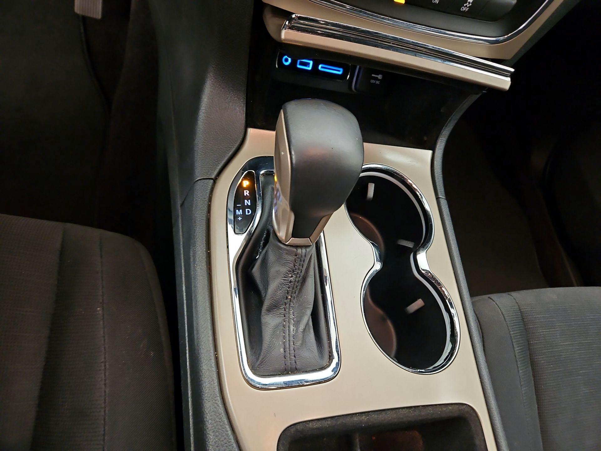 Thumbnail: 2016 Jeep Grand Cherokee - 16
