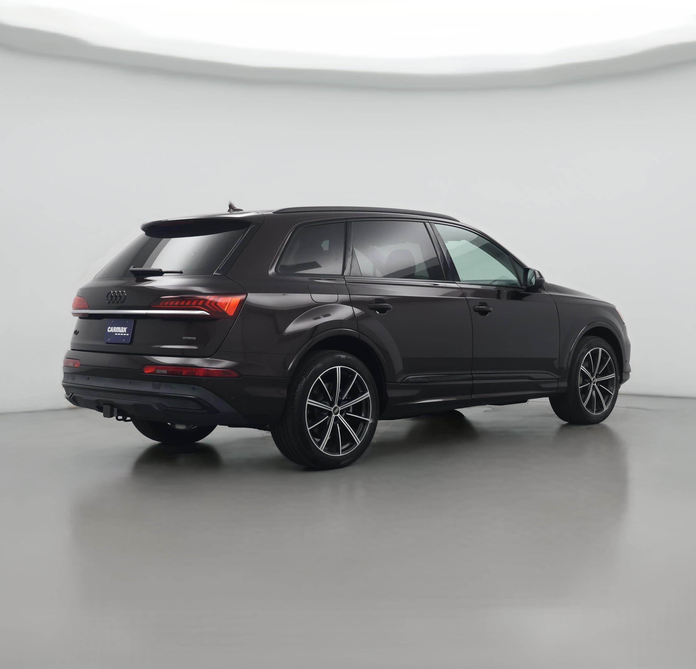 Thumbnail: 2021 Audi Q7 - 1