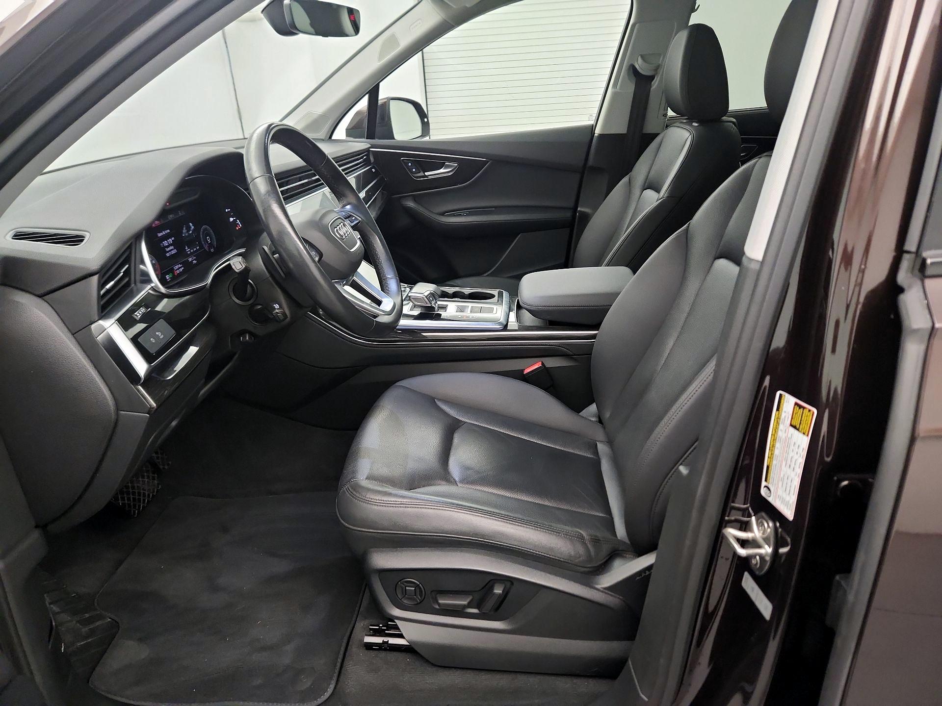 Thumbnail: 2021 Audi Q7 - 11
