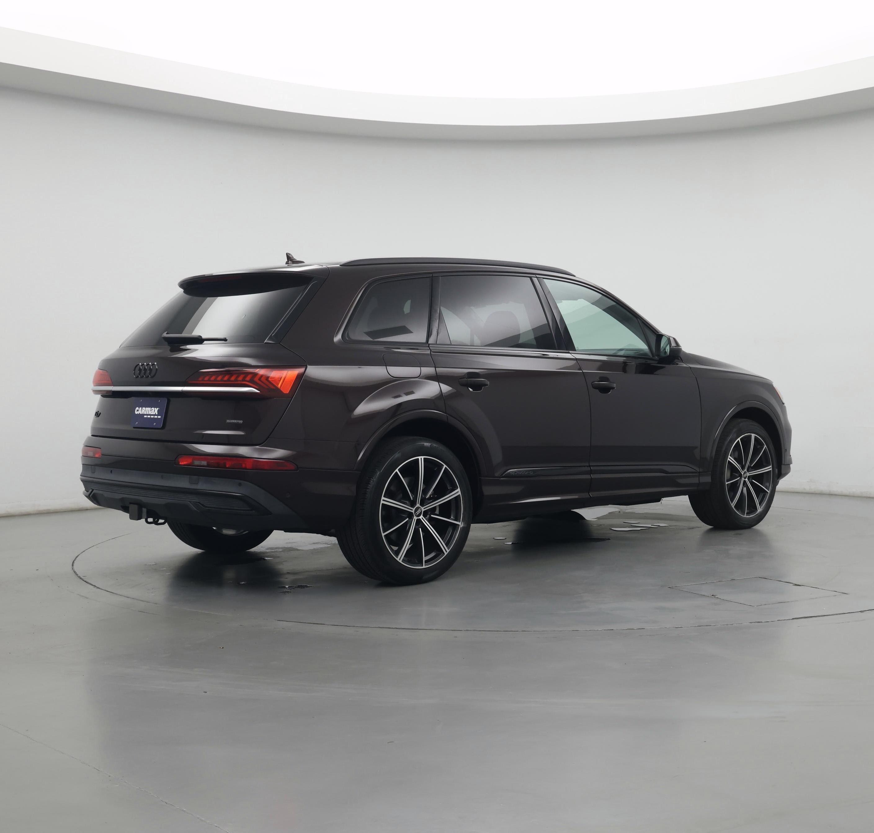 Thumbnail: 2021 Audi Q7 - 2