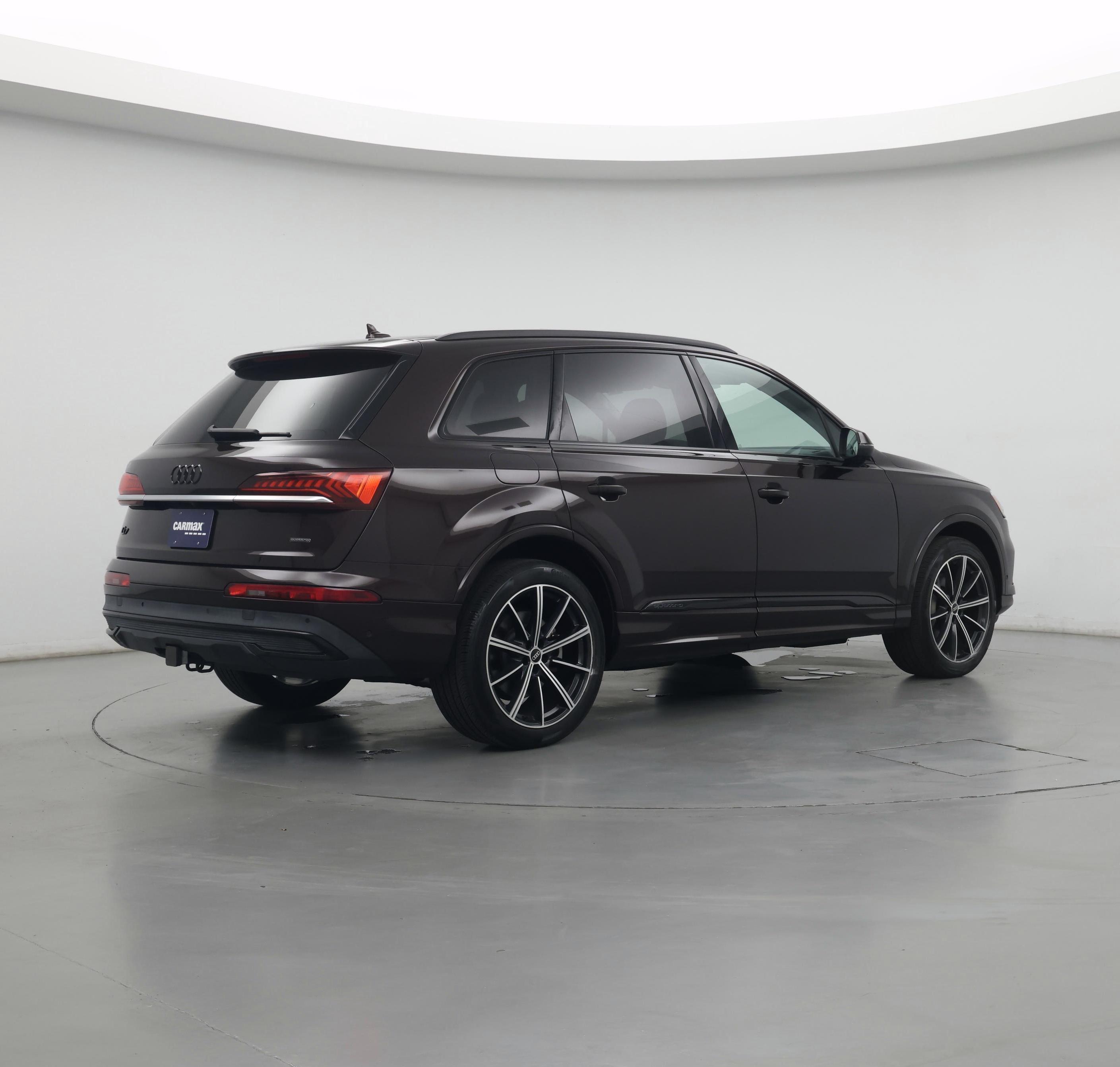 Thumbnail: 2021 Audi Q7 - 8