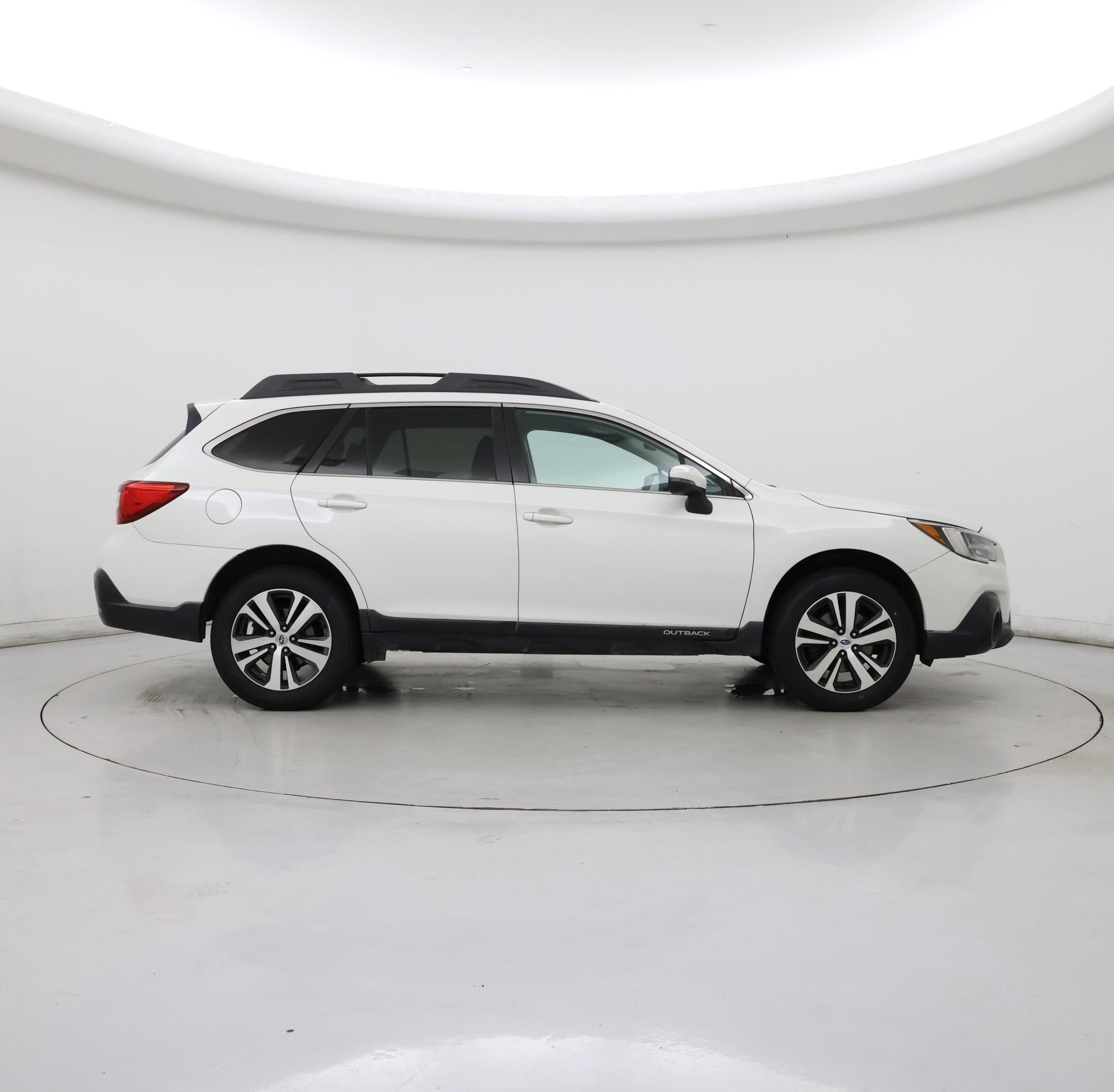 Thumbnail: 2018 Subaru Outback - 7