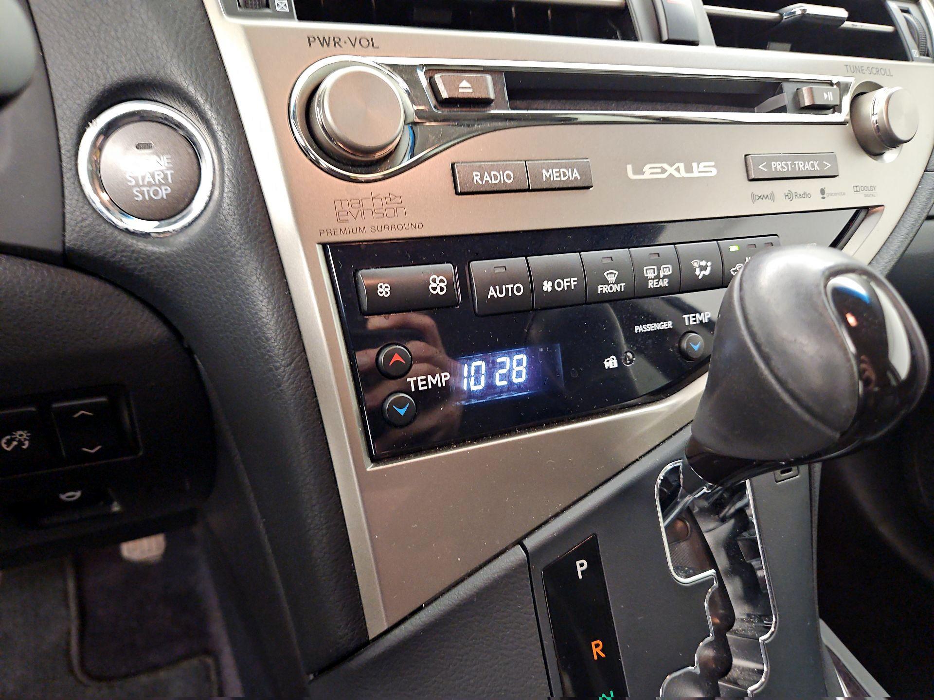 Thumbnail: 2015 Lexus RX - 17