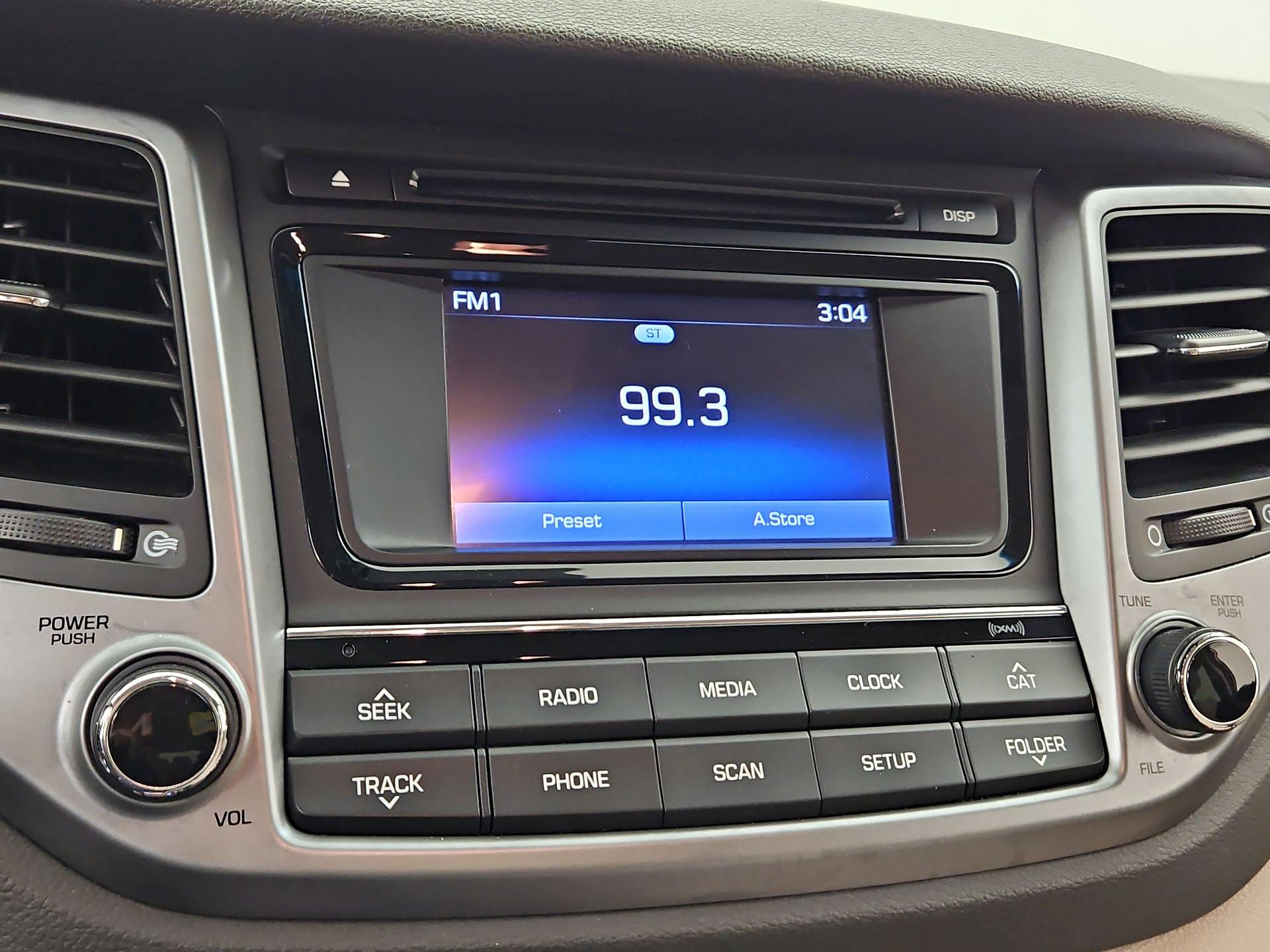 Thumbnail: 2016 Hyundai Tucson - 15